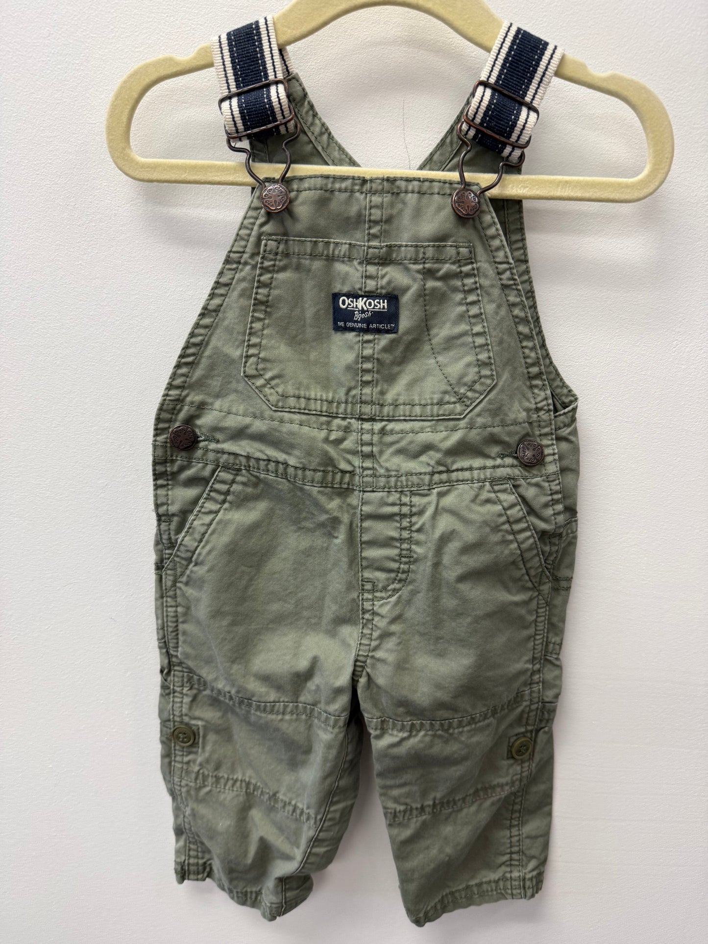 OSHKOSH GREEN OVERALLS SIZE 6M