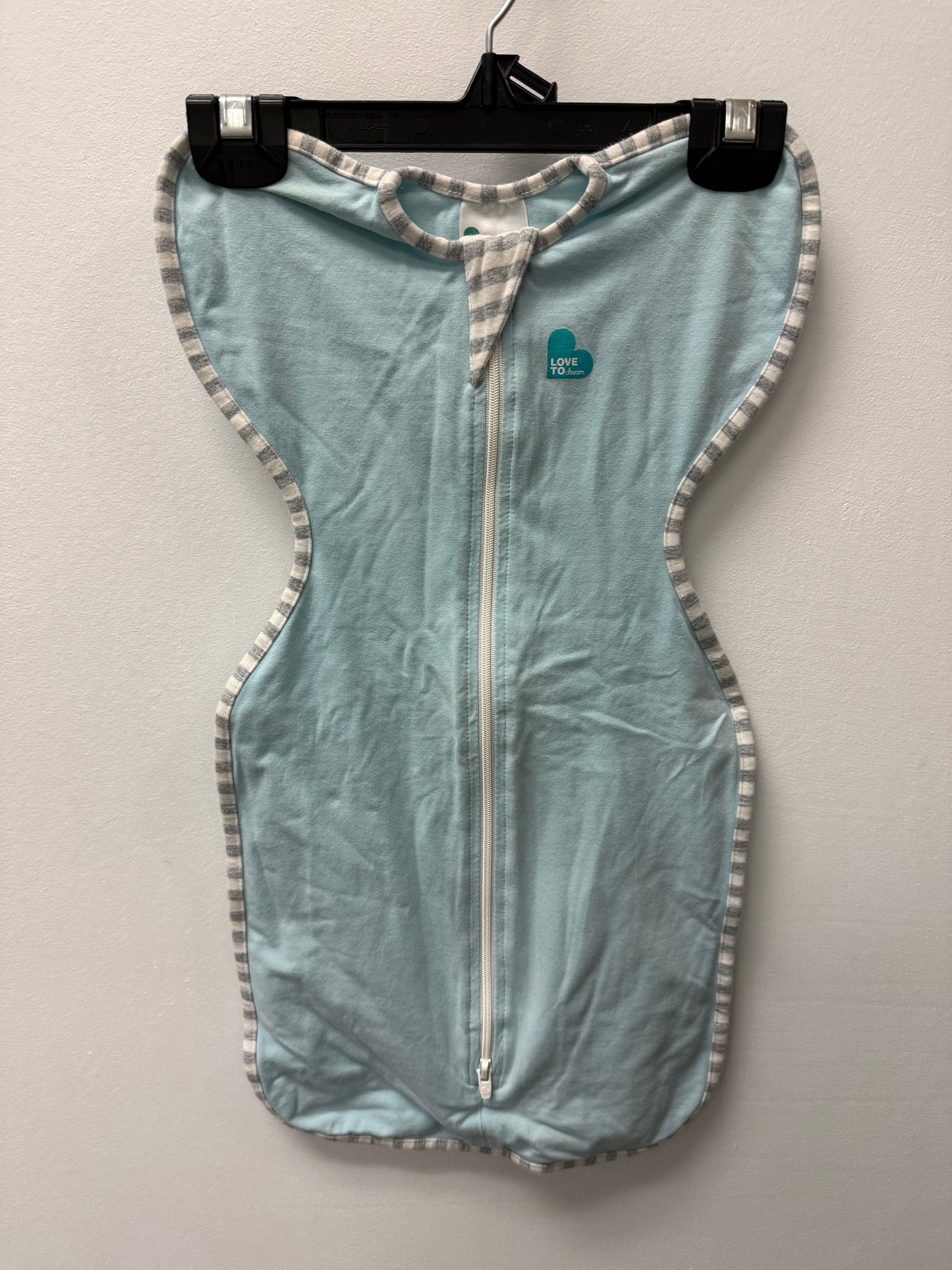 LOVE TO DREAM NEWBORN SWADDLE