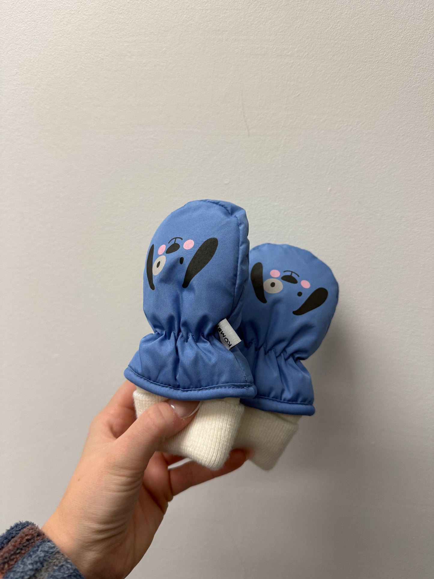 KOMBI DOG GLOVES SIZE 6-12M