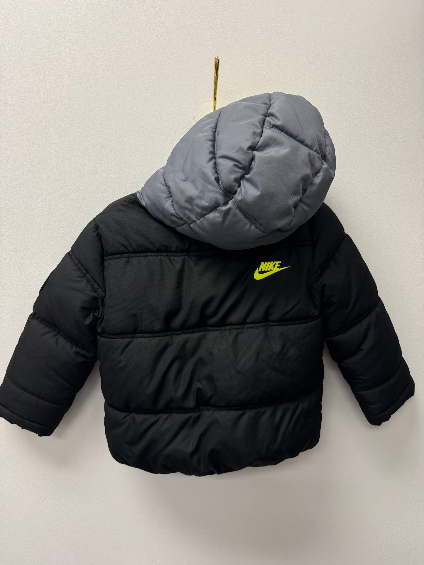 NWOT NIKE FLEECE LINED PUFFER JACKET SIZE 3T