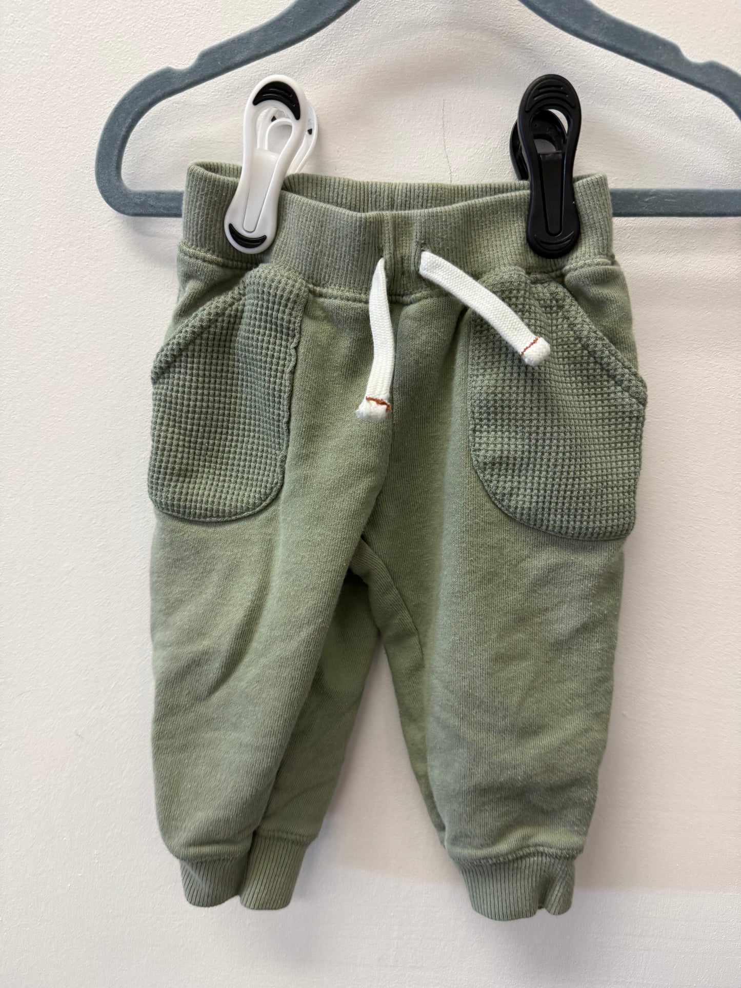CARTERS SAGE GREEN SWEAT PANTS SIZE 9M