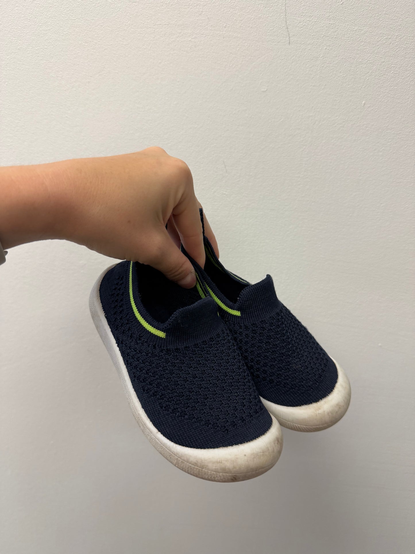 SPROX SHOES SIZE 8