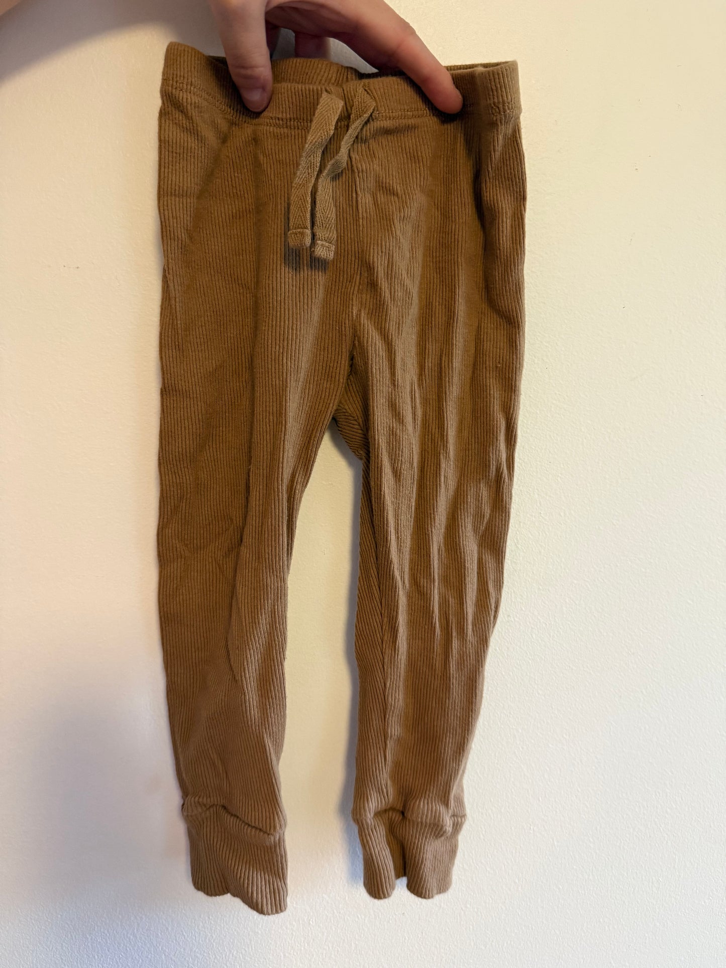 BABY GAP RIBBED PANTS SIZE 18-24M