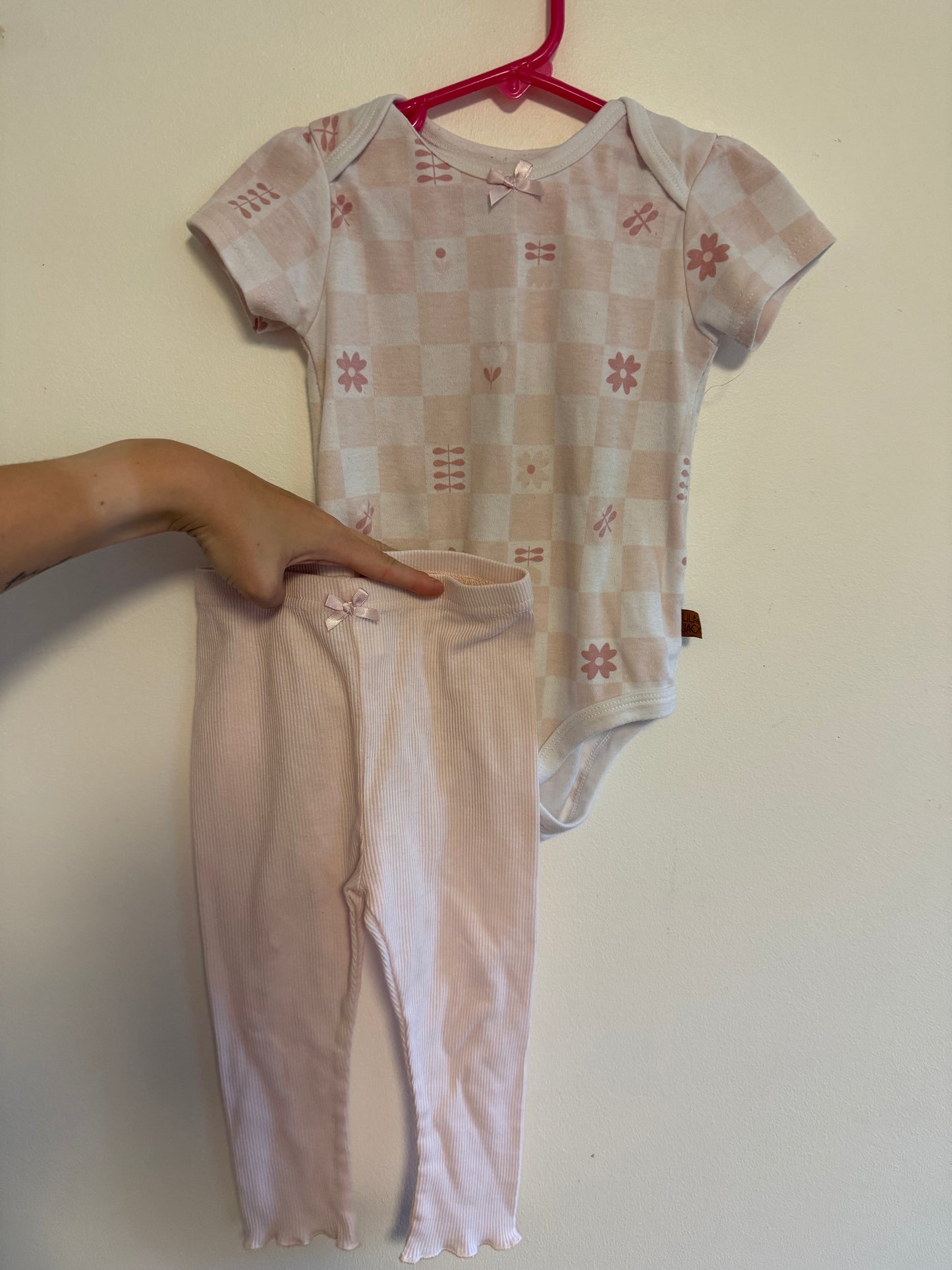 LILA & JACK OUTFIT SIZE 18-24M