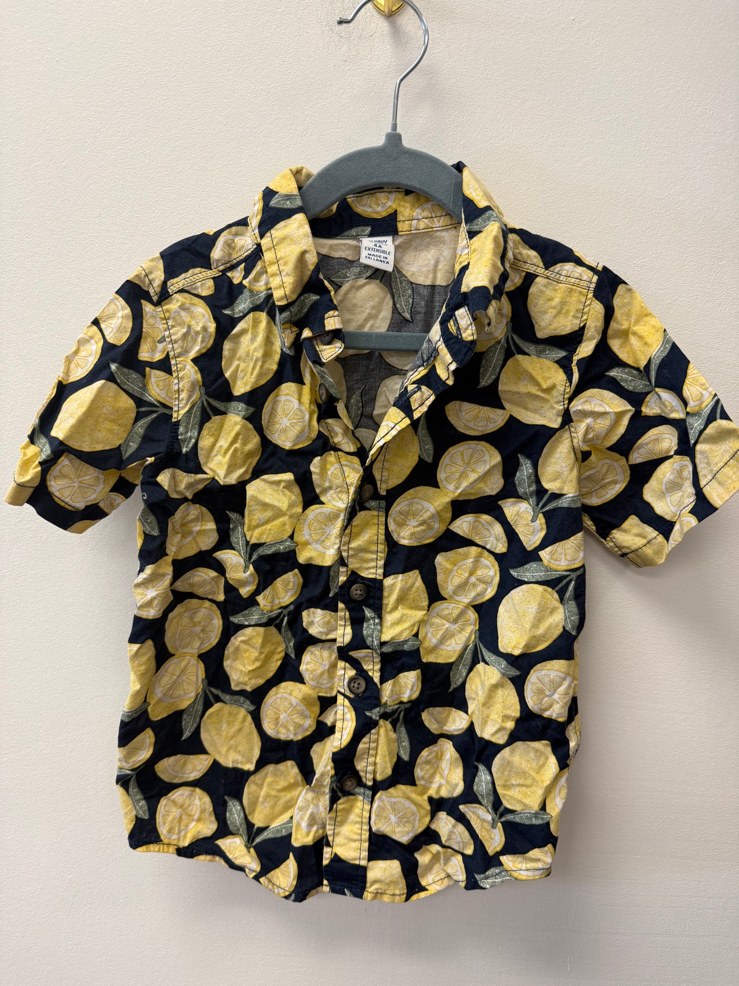 OLD NAVY LEMON BUTTON UP SIZE 4T