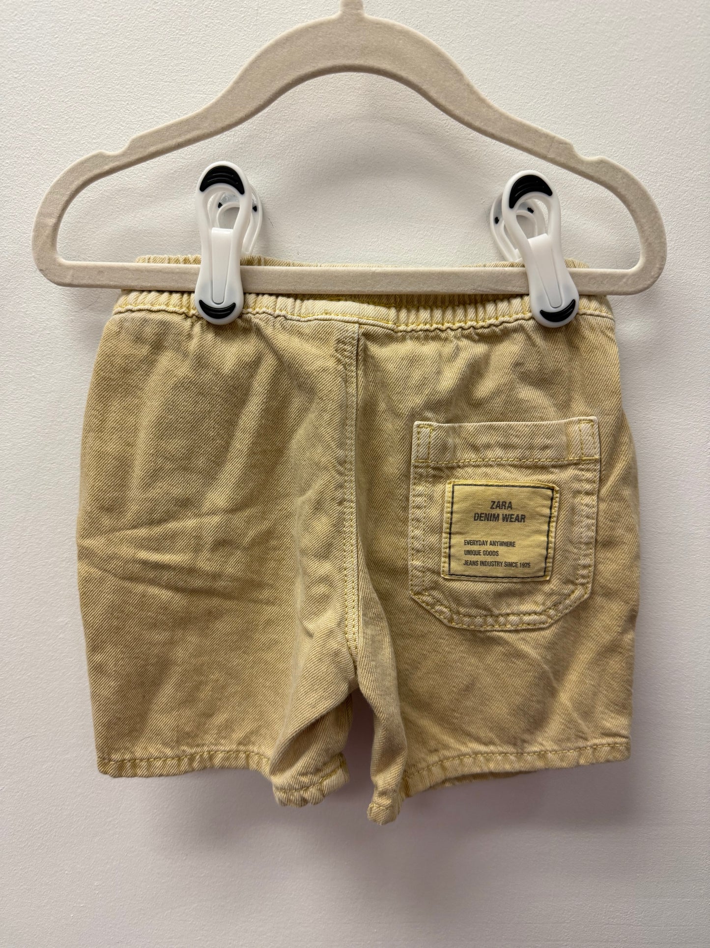 ZARA SHORTS SIZE 9-12M