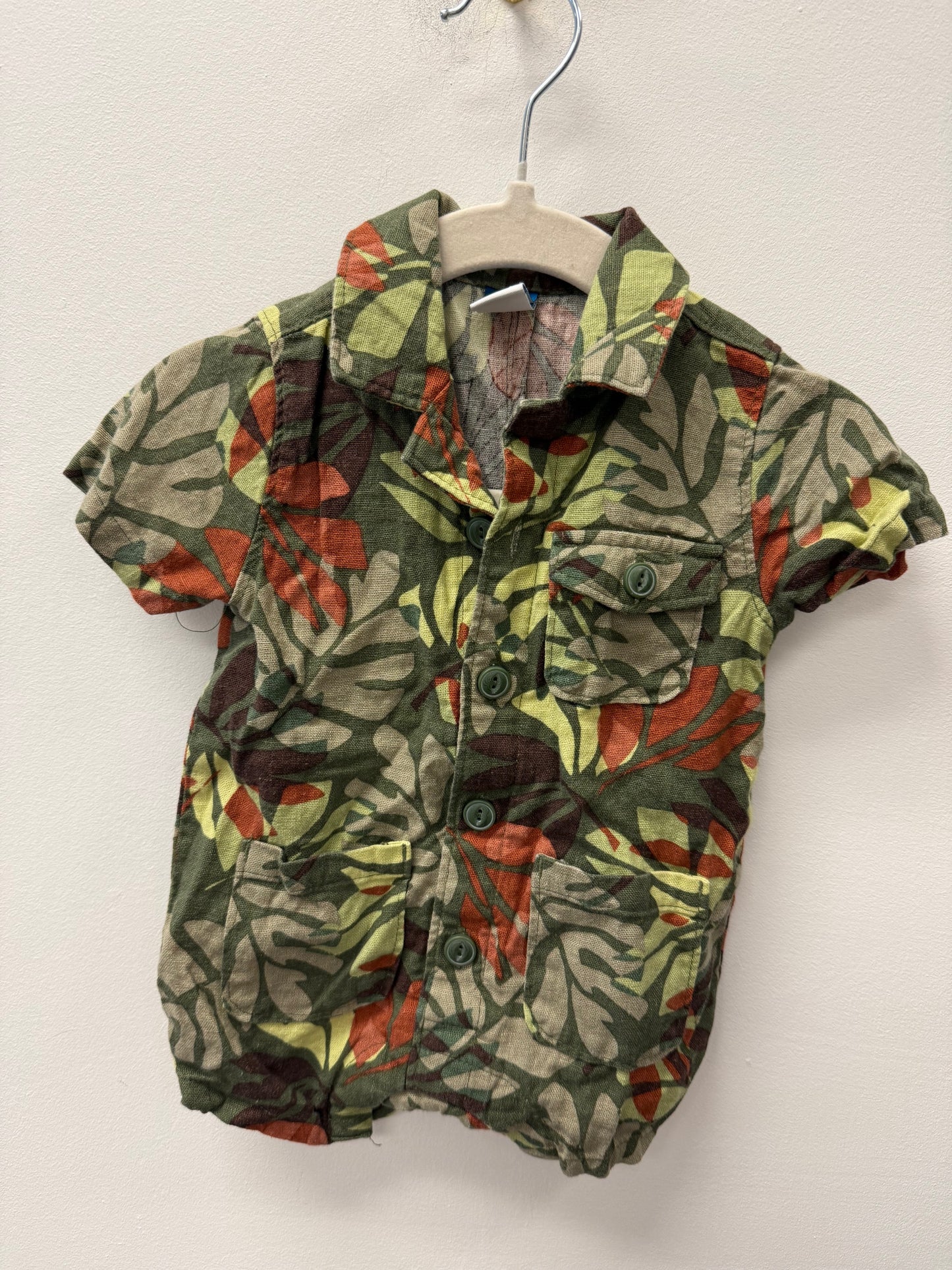 OLD NAVY BUTTON UP ROMPER SIZE 0-3M