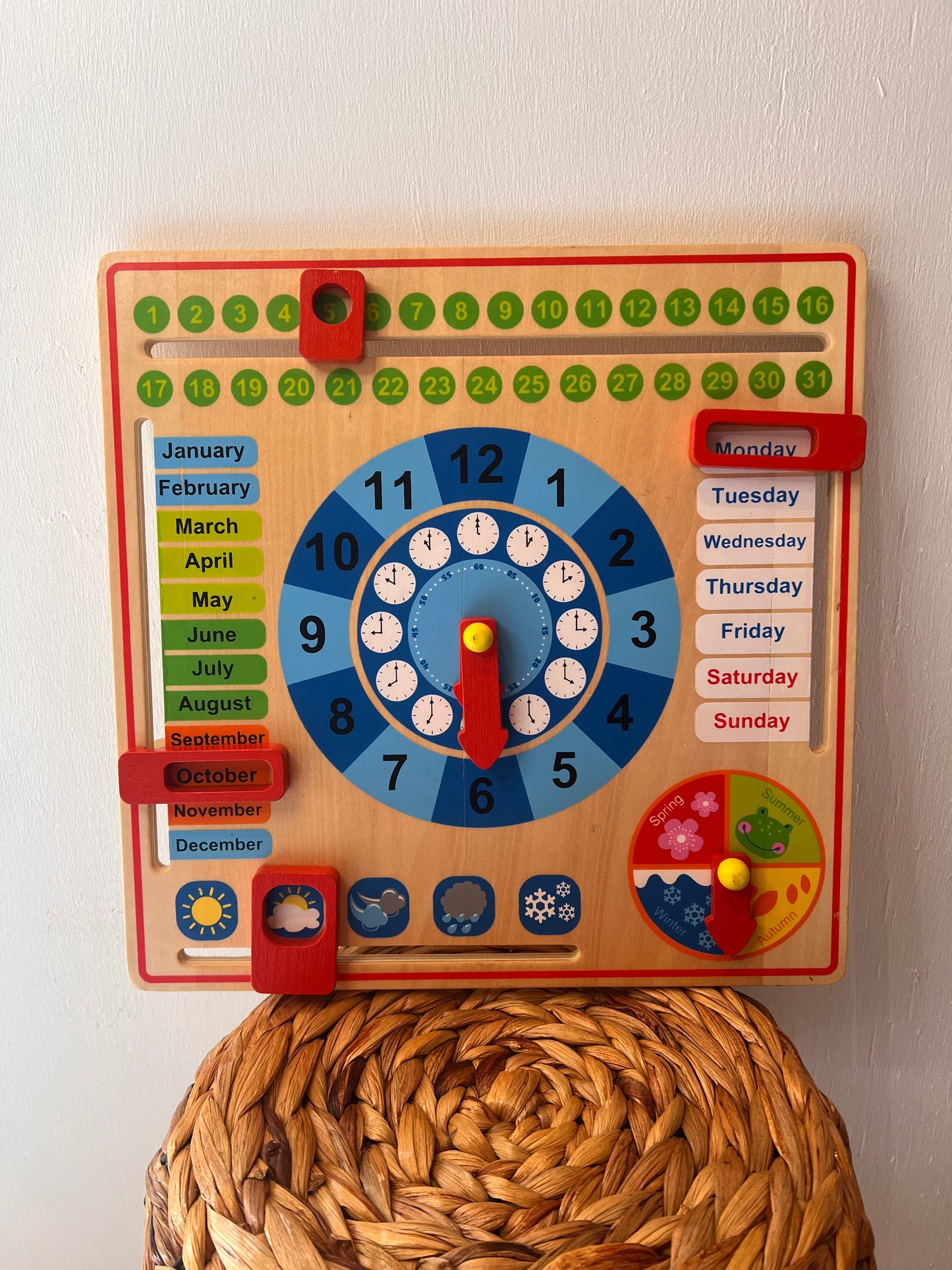 MONTESSORI WOODEN TOY