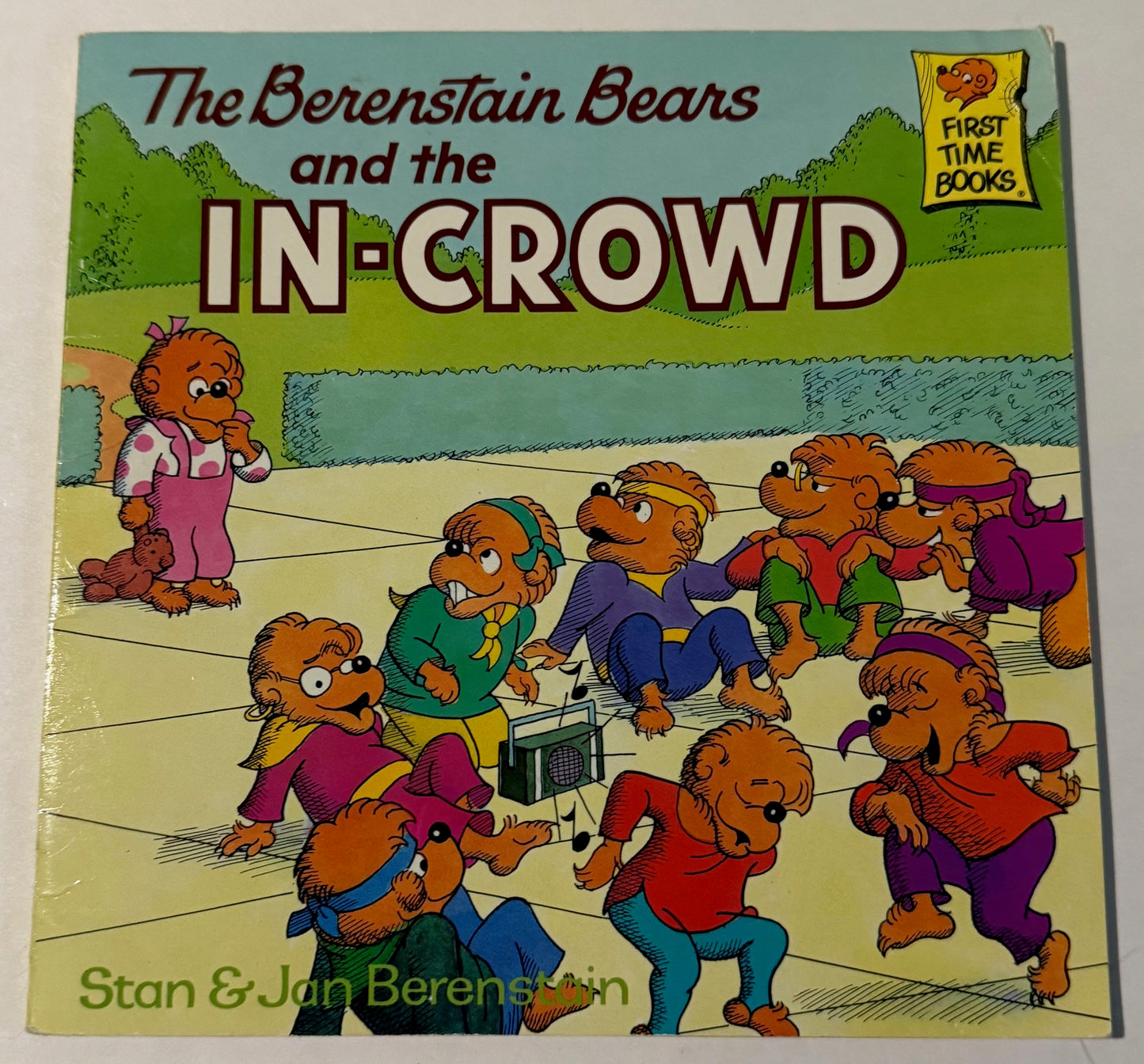 "The Berenstain Bears and the In-Crowd"