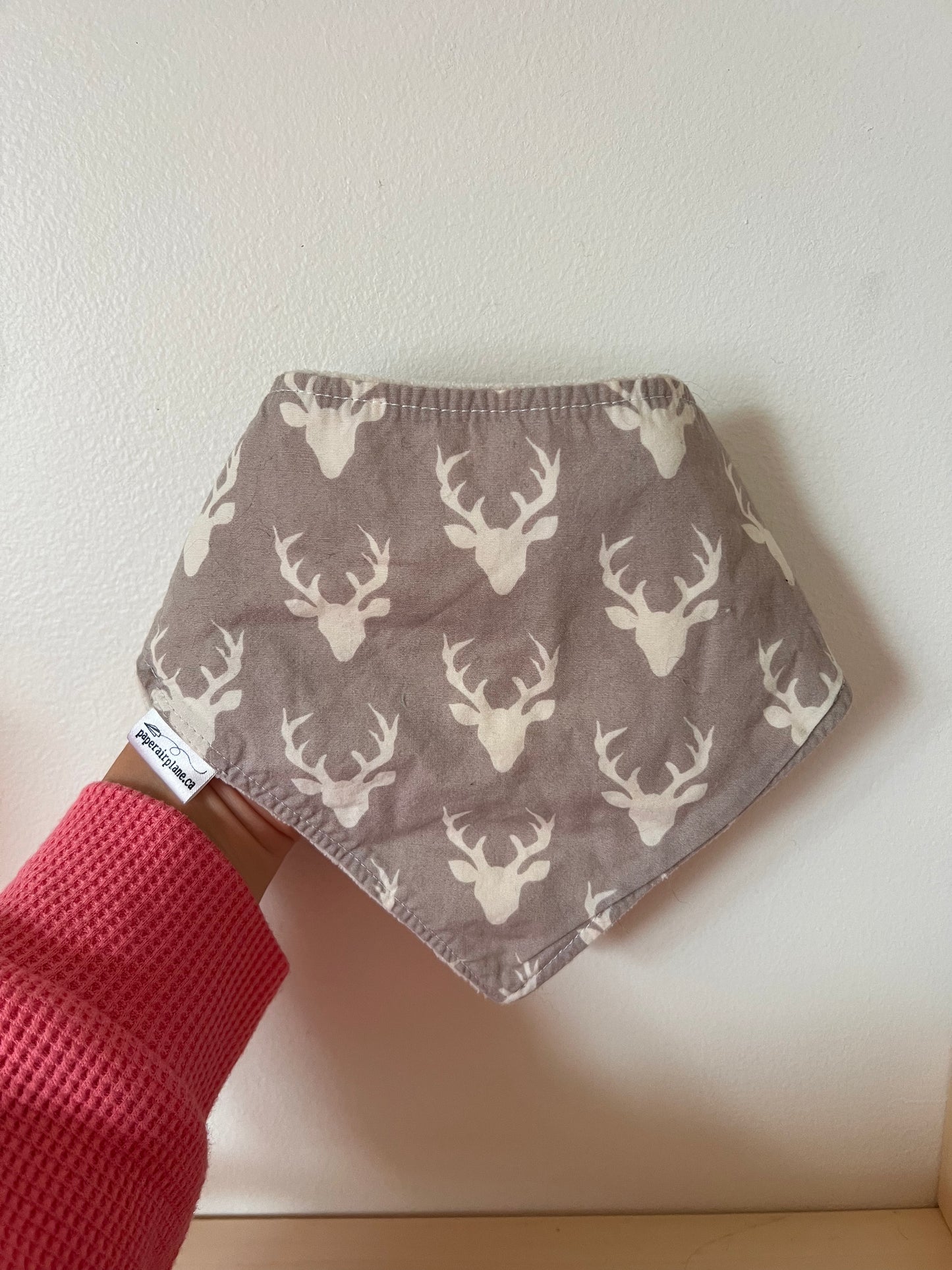 PAPER AIRPLANE ANTLER BIB
