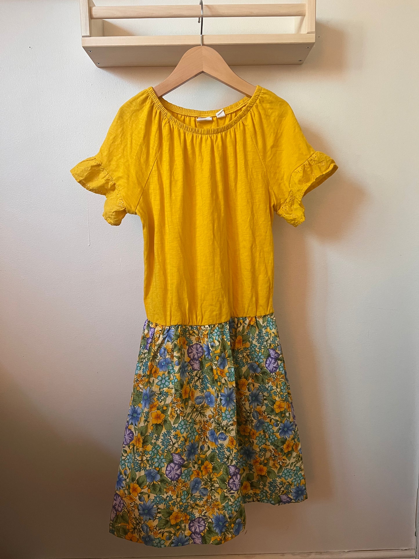 GAP KIDS YELLOW FLORAL DRESS SIZE 8