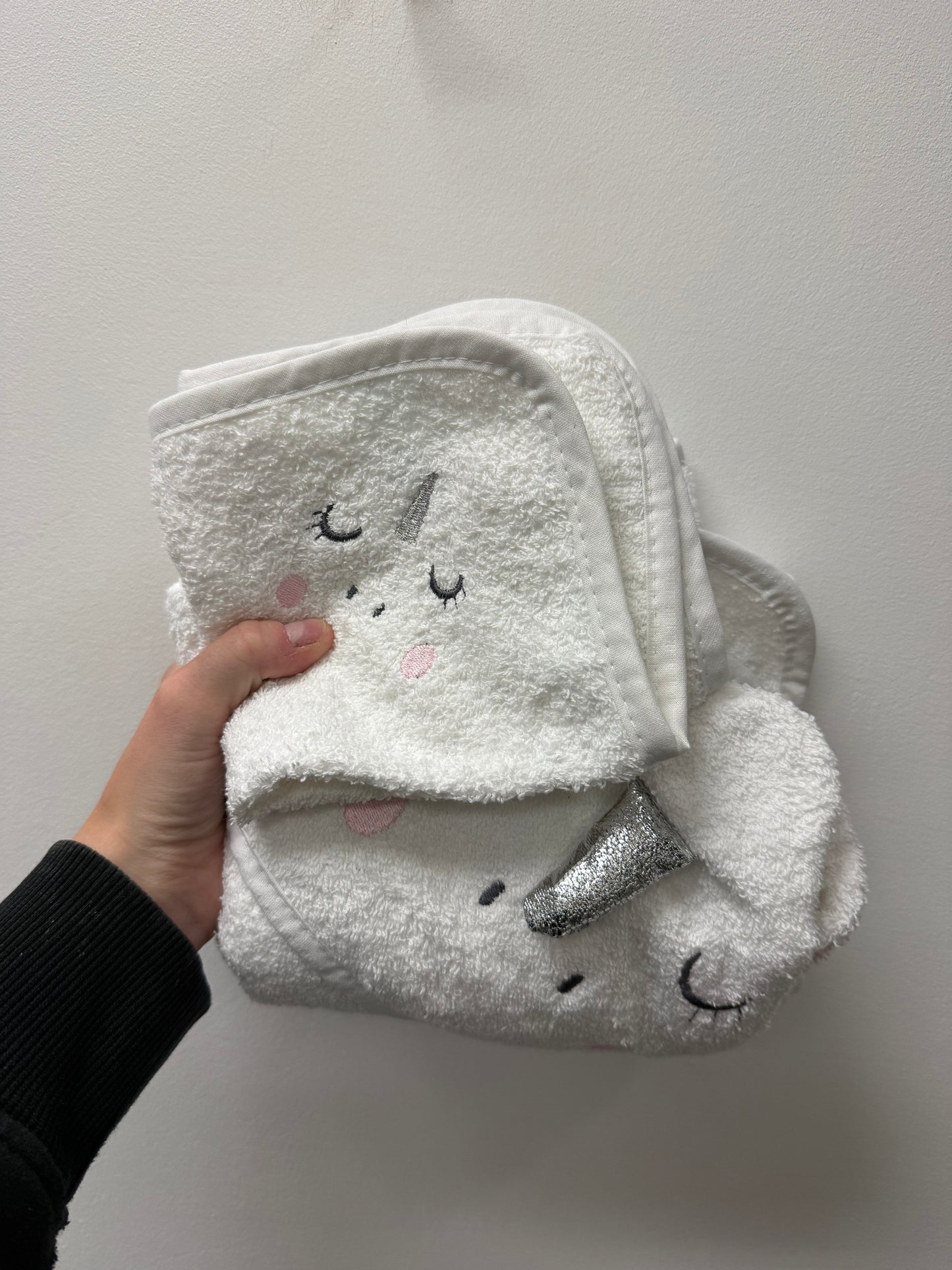 UNICORN HOODED TOWEL & WASHCLOTH