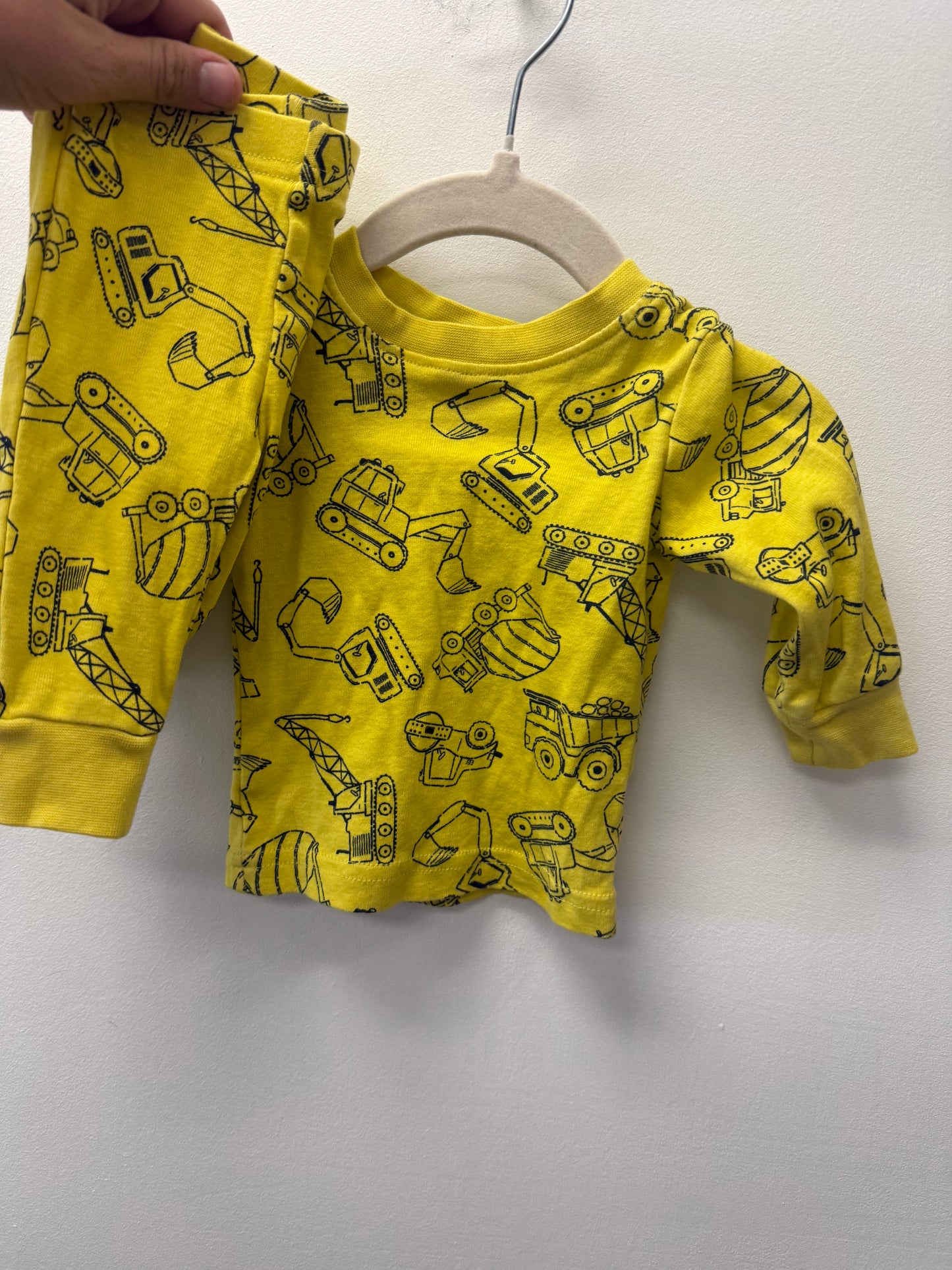 GEORGE MACHINERY PJ'S SIZE 0-3M