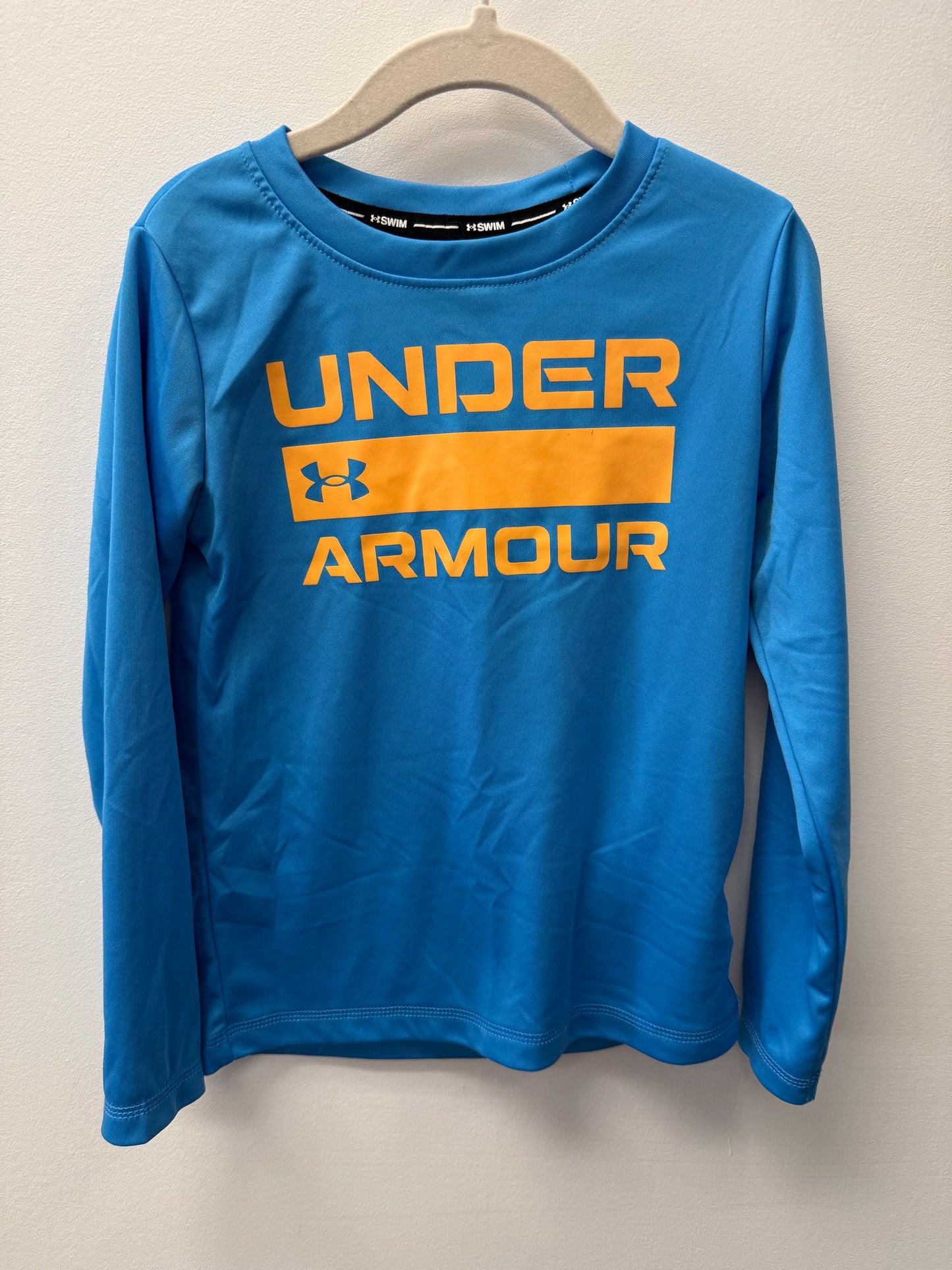 UNDER ARMOUR RASH GUARD SIZE 4T