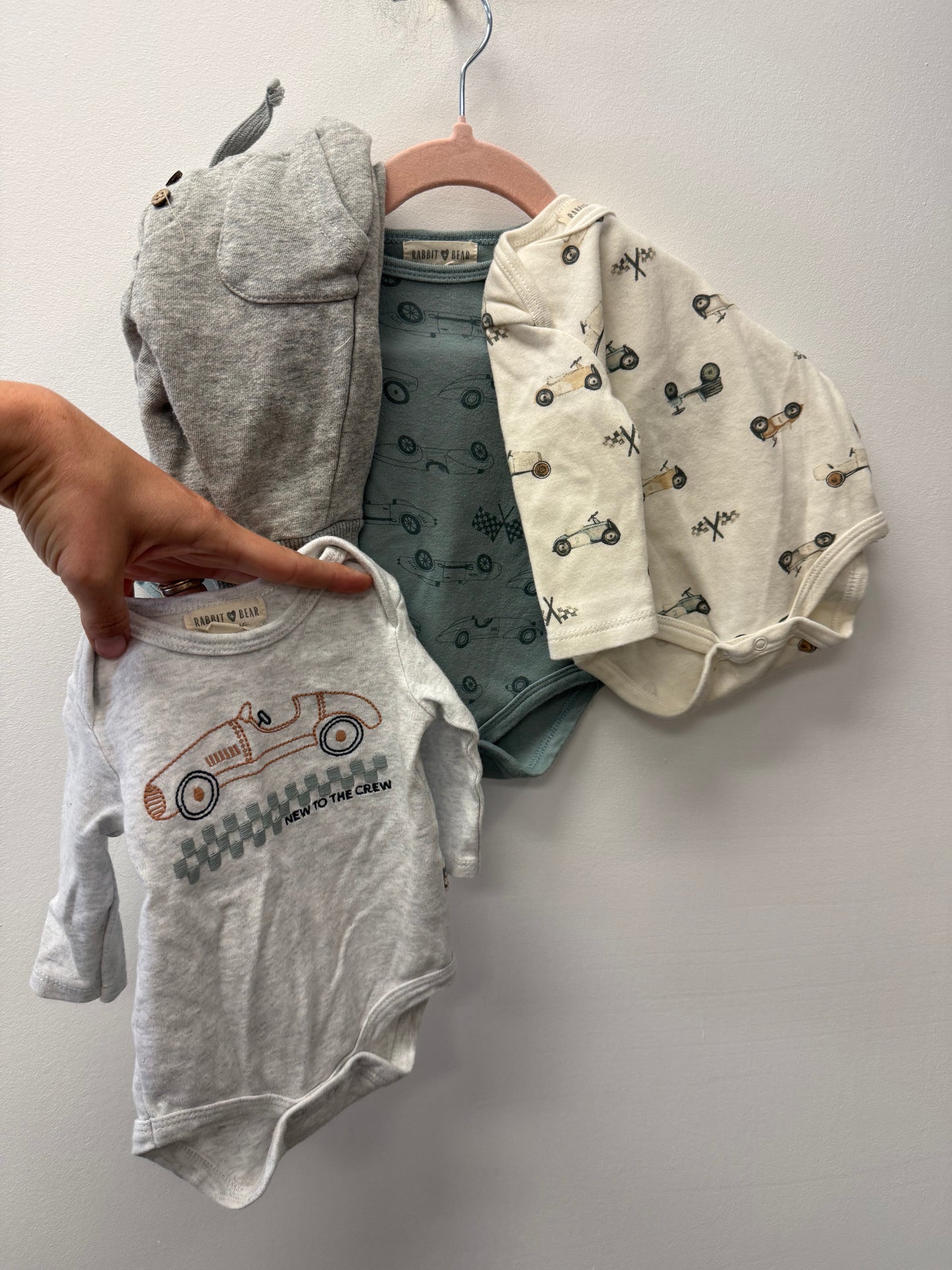 RABBIT + BEAR 4 PIECE OUTFIT SIZE 0-3M