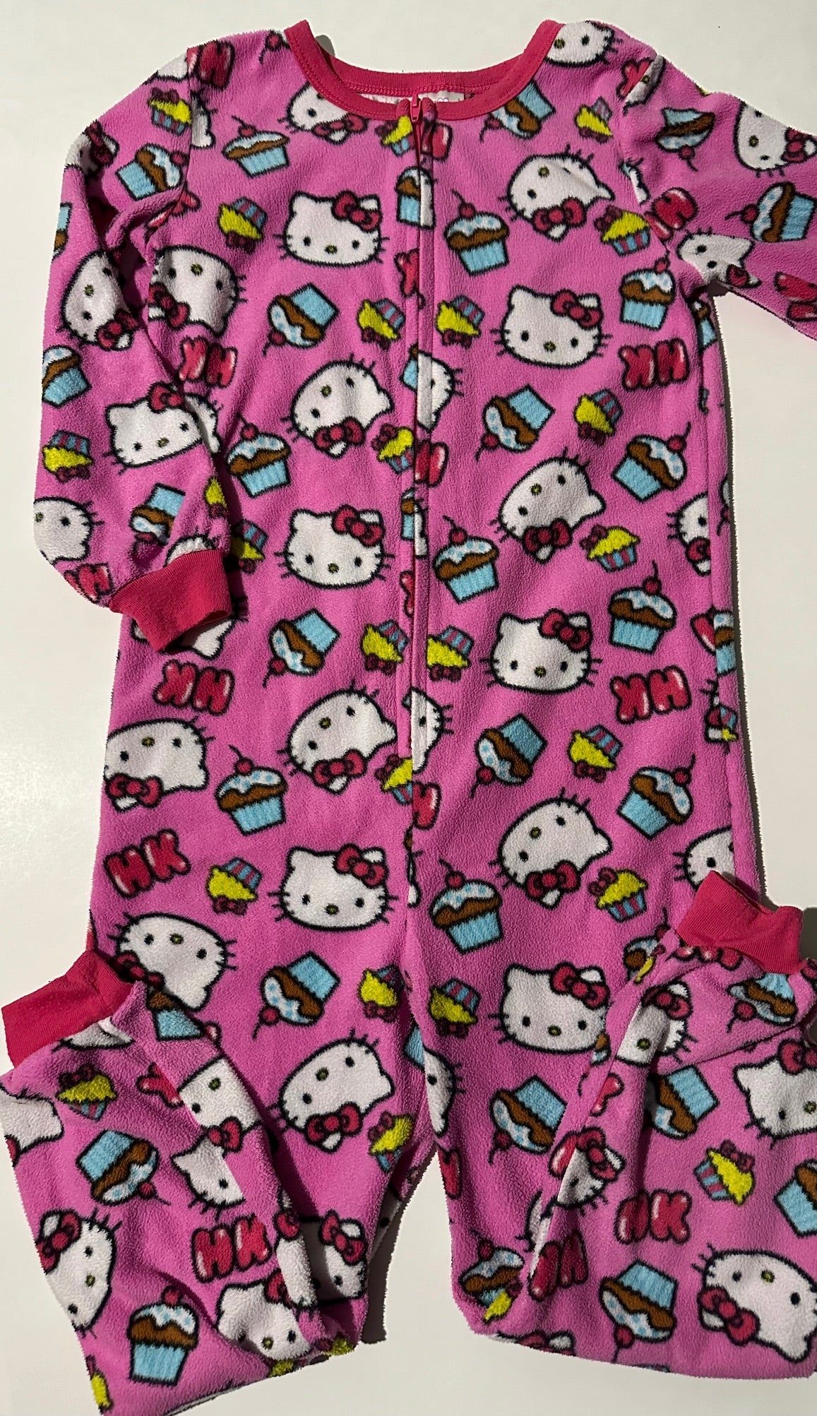 Play* Hello Kitty, Pink Fleece Footless Sleeper - Size XS (4-5) – Linen for  Littles