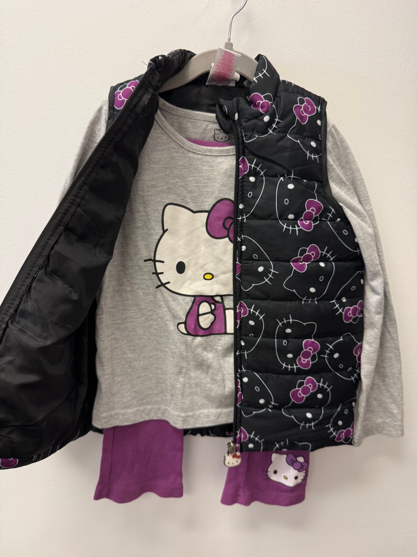 HELLO KITTY 3 PIECE OUTFIT SIZE 6