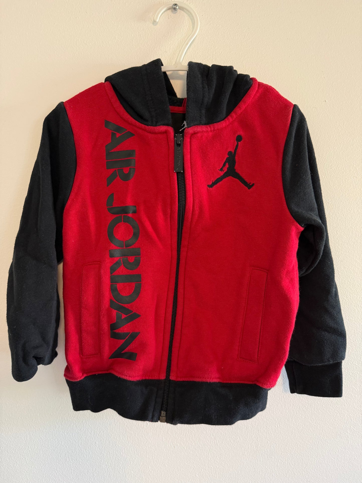 JORDAN AIR SWEATER SIZE 3T