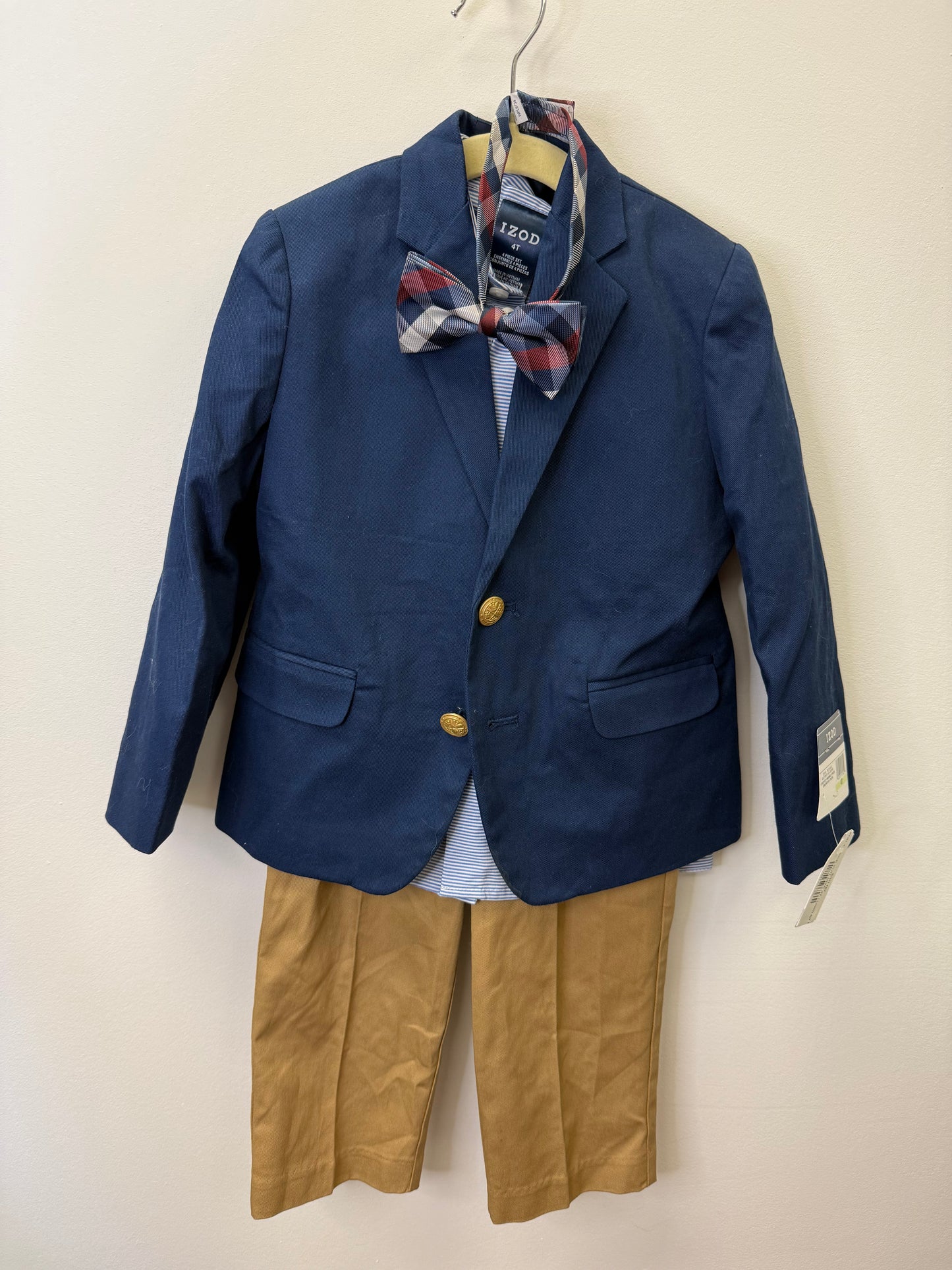 IZOD 4 PIECE SUIT SIZE 4T (NEW)
