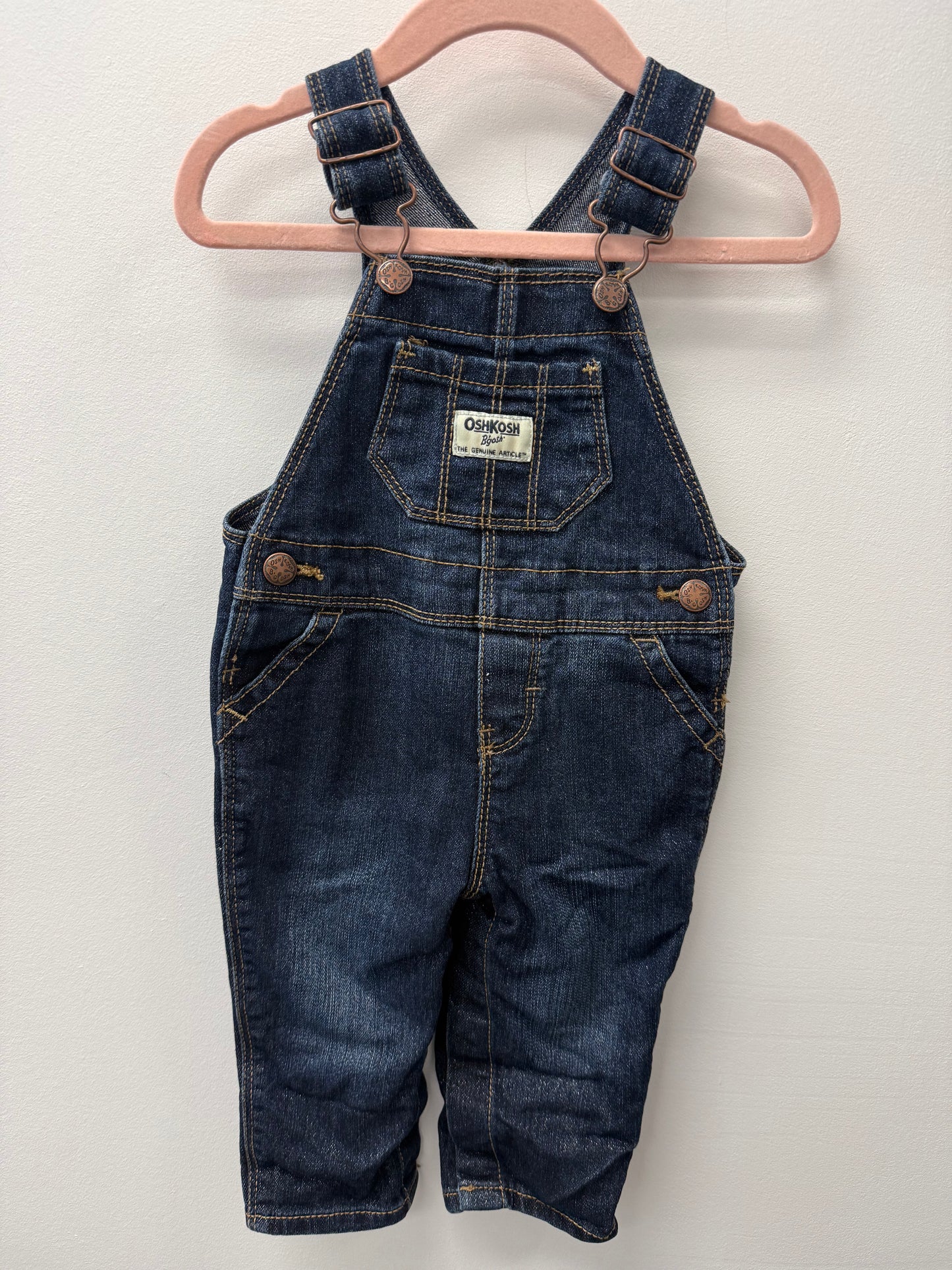 NEAR NEW OSHKOSH SPARKLE OVERALLS SIZE 9M