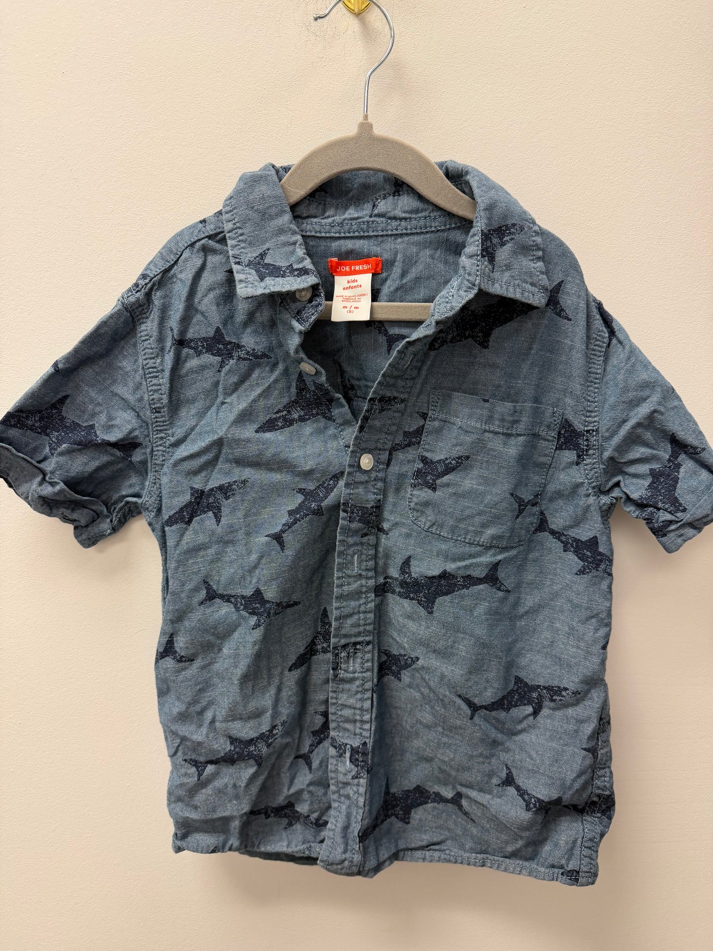 JOE FRESH SHARK BUTTON UP SIZE 8