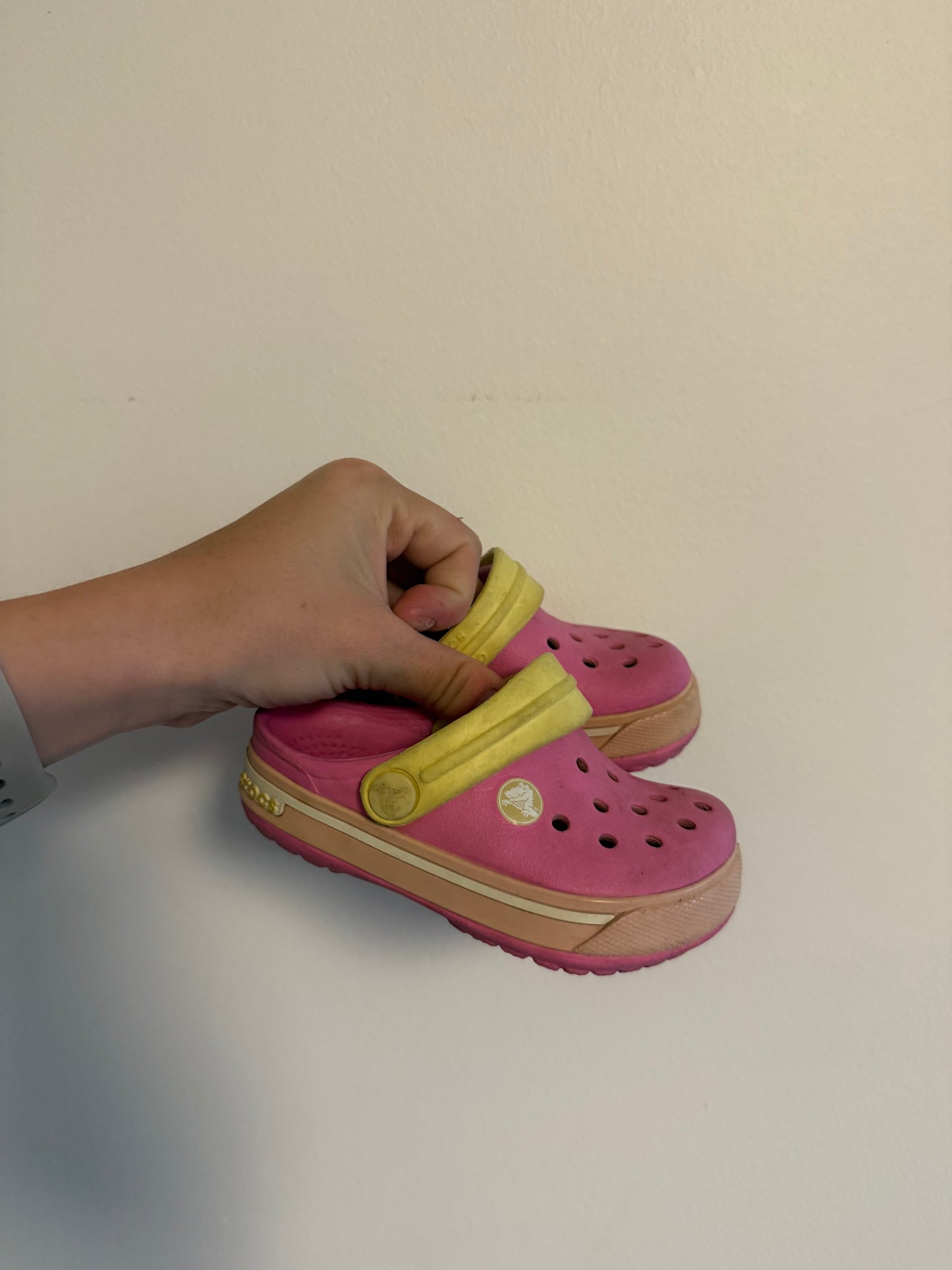 PINK & YELLOW CROCS SIZE 4-5