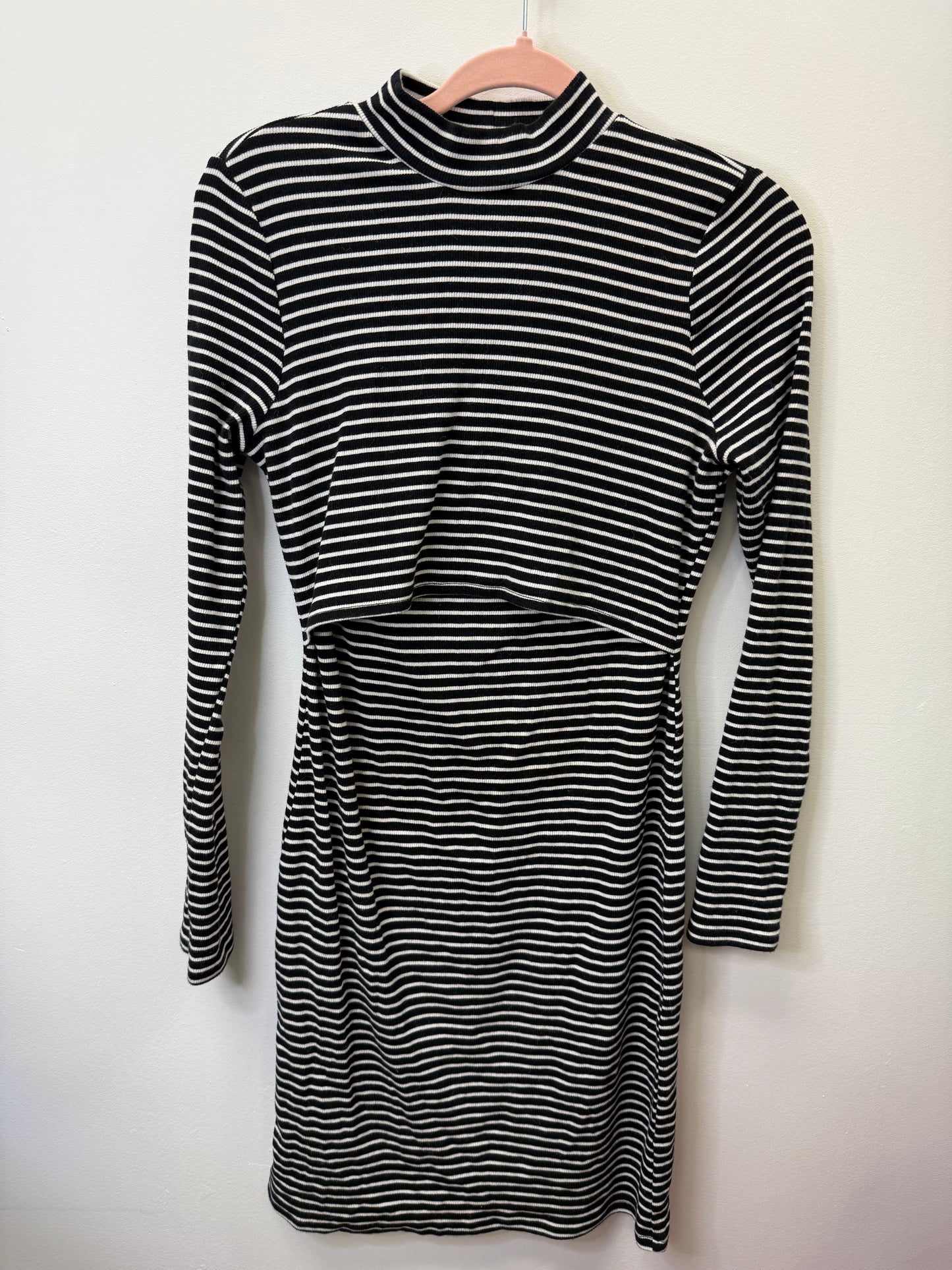 MOTHERHOOD NURSING DRESS SIZE MEDIUM