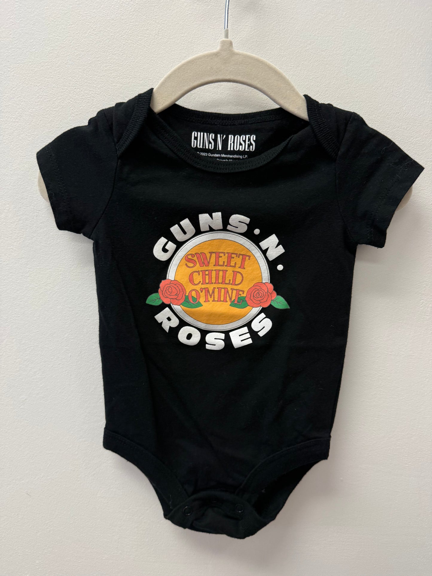 GUNS N ROSES ONESIE SIZE 3-6M