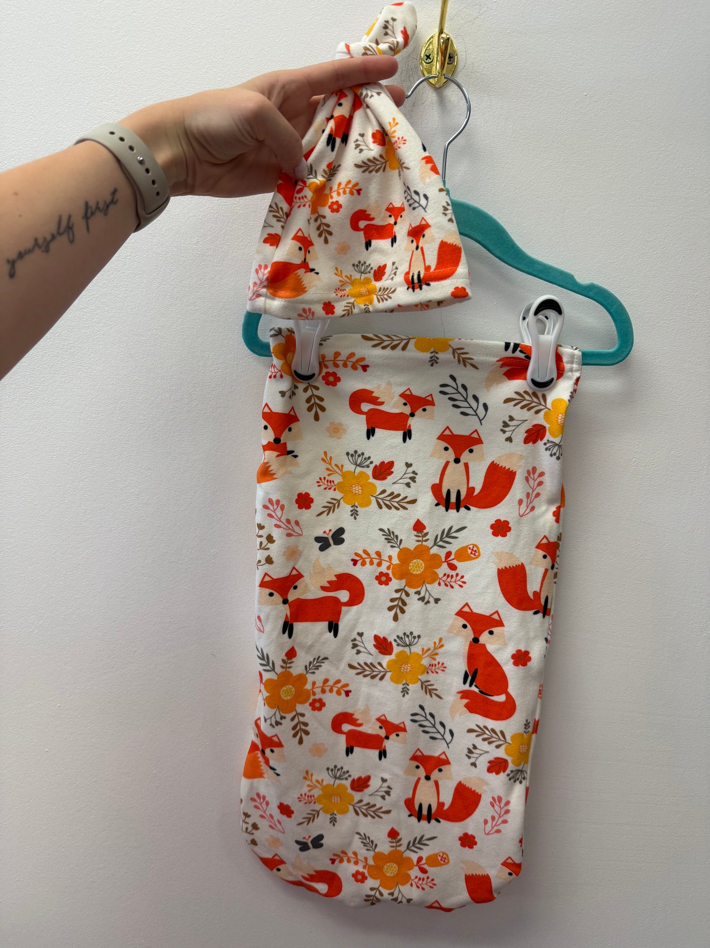 FOX SWADDLE & HAT (SUPER SOFT!)