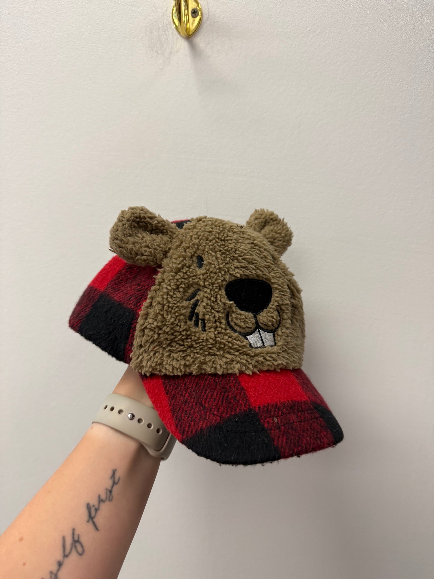 CANADIANA BEAVER HAT SIZE 6-12M