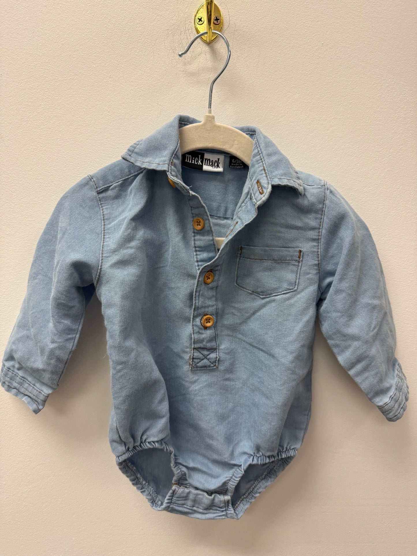 MICK MACK BUTTON UP ONESIE SIZE 6-9M