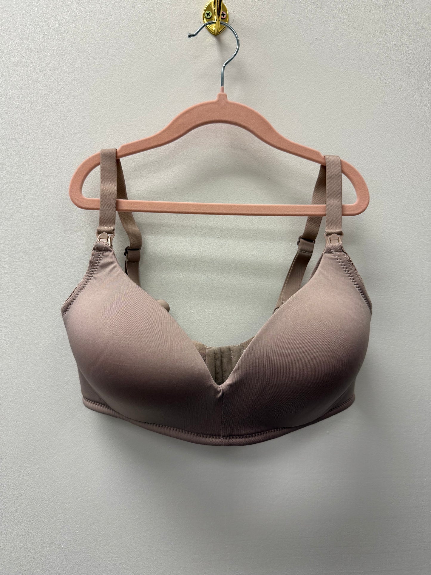 GEORGE NURSING BRA SIZE 34B