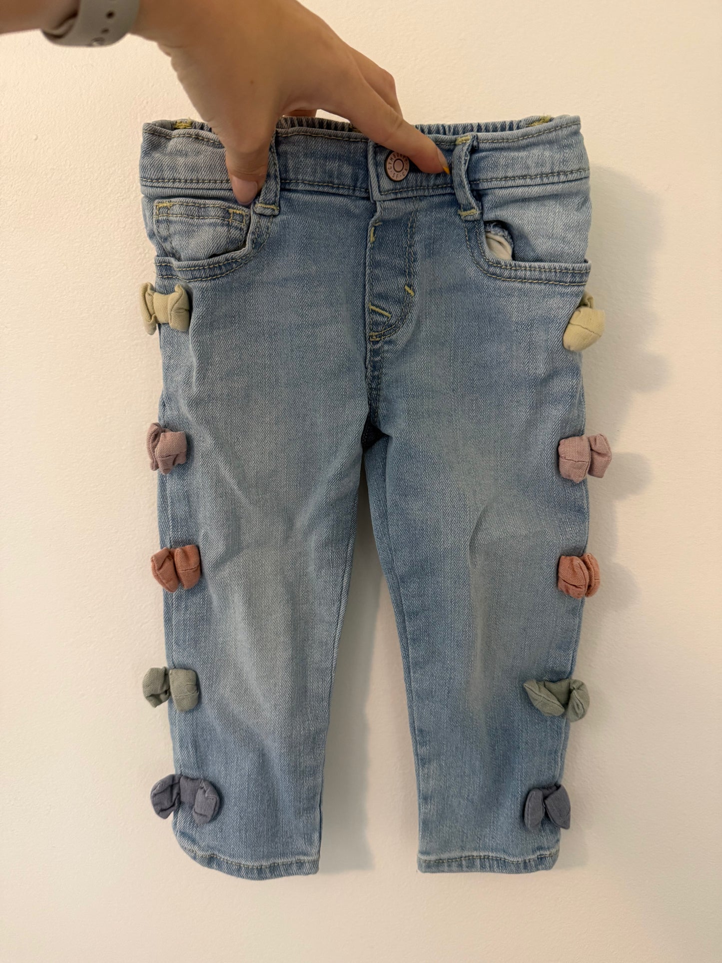 GYMBOREE BOW JEANS SIZE 18-24M