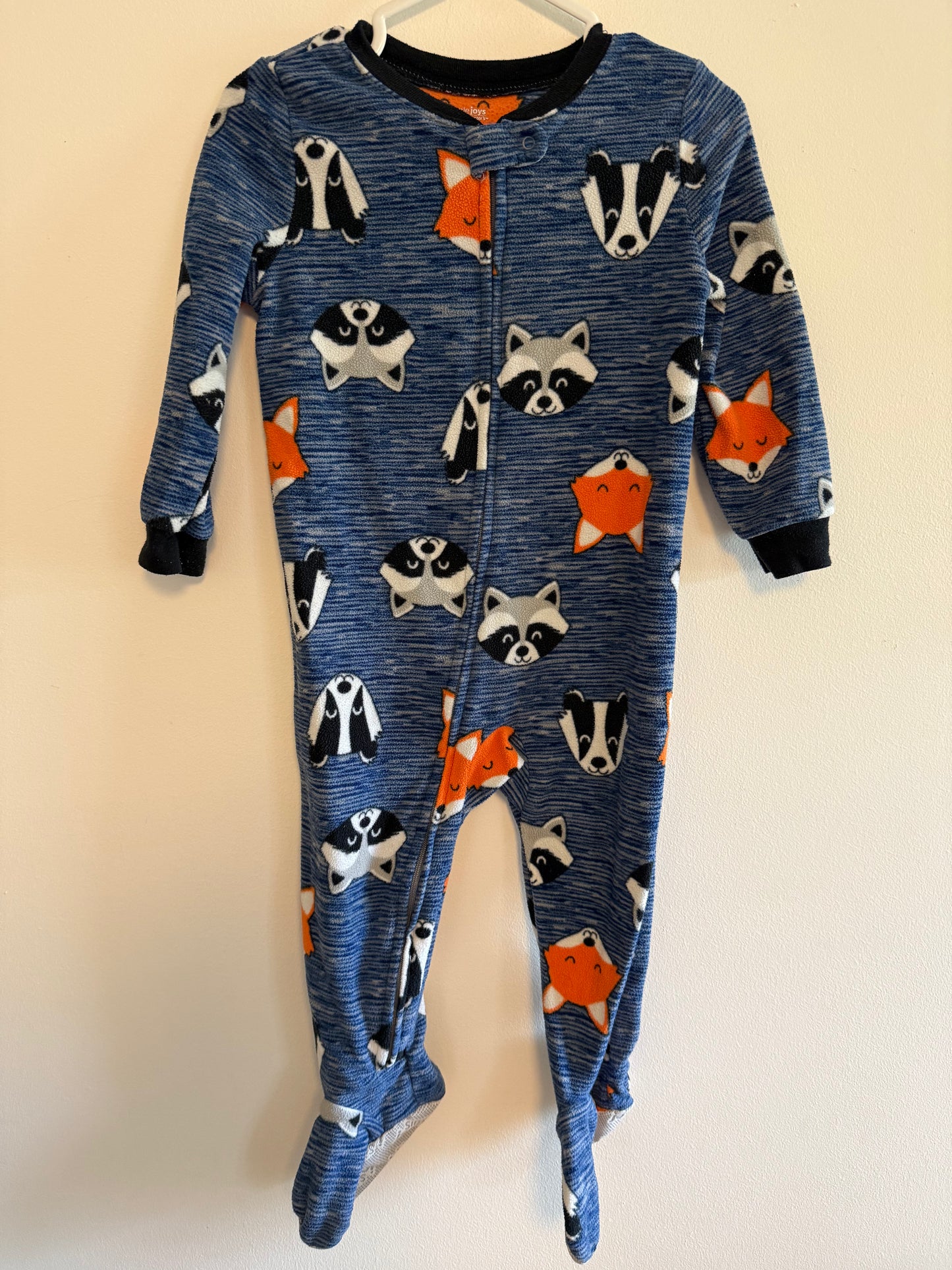 CARTERS FLEECE RACOON SLEEPER SIZE 24M