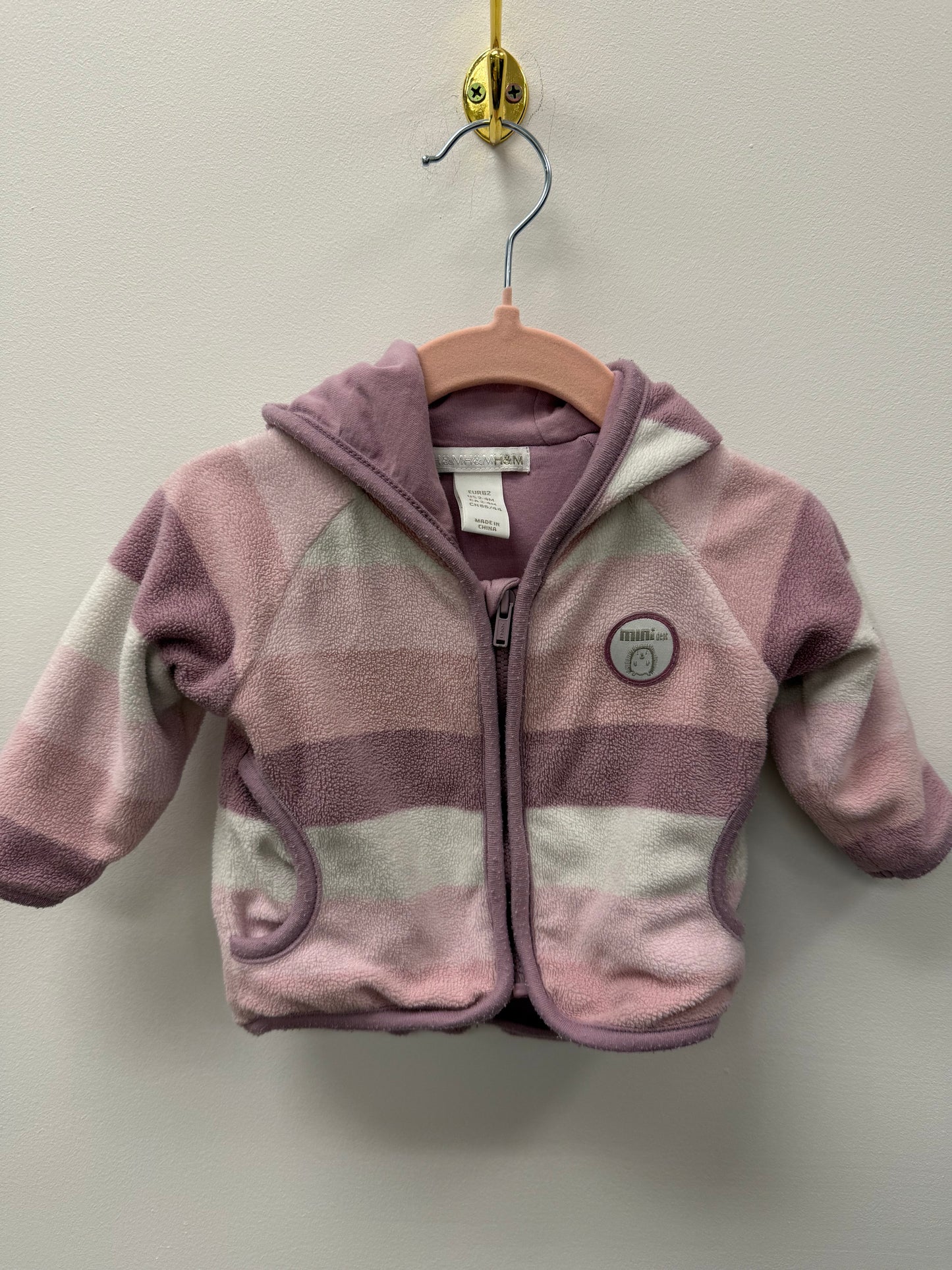 H&M FLEECE SWEATER SIZE 2-4M