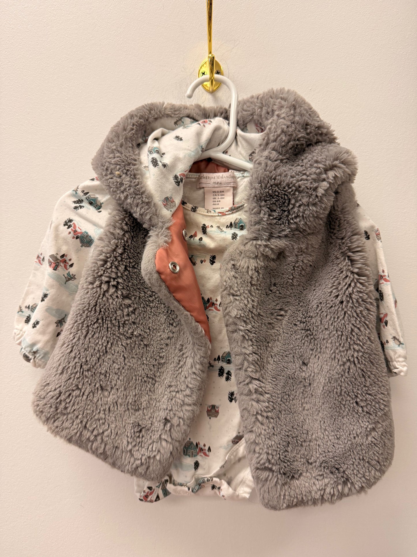 CATHERINE MALANDRINO ONESIE & VEST SIZE 3-6M