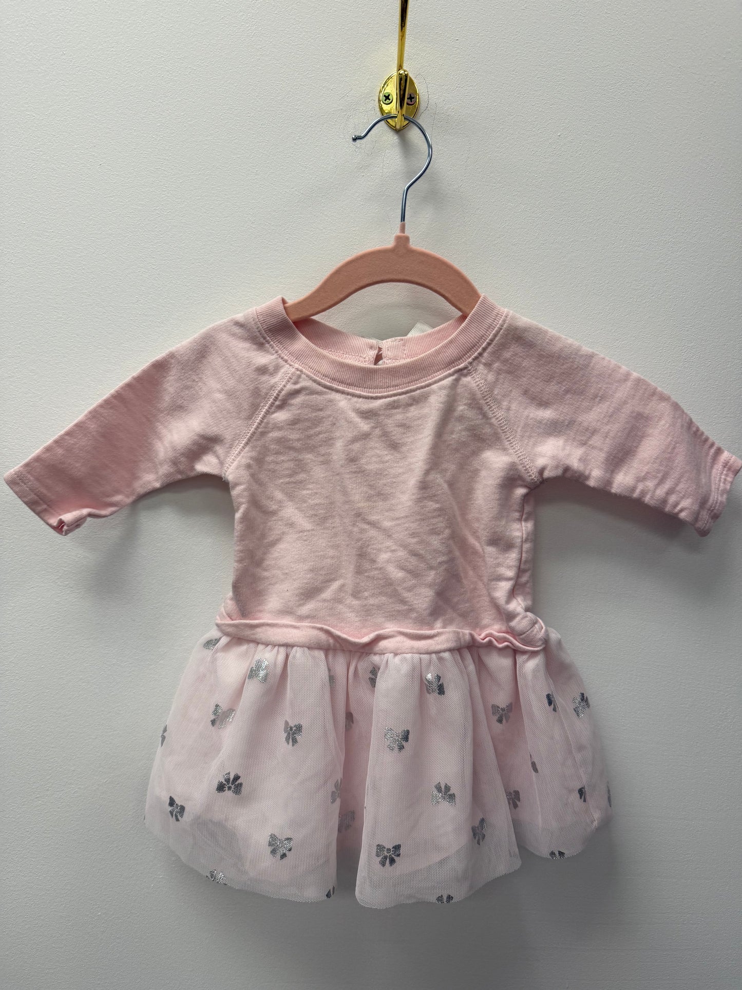 CARTERS BOW DRESS SIZE 9M