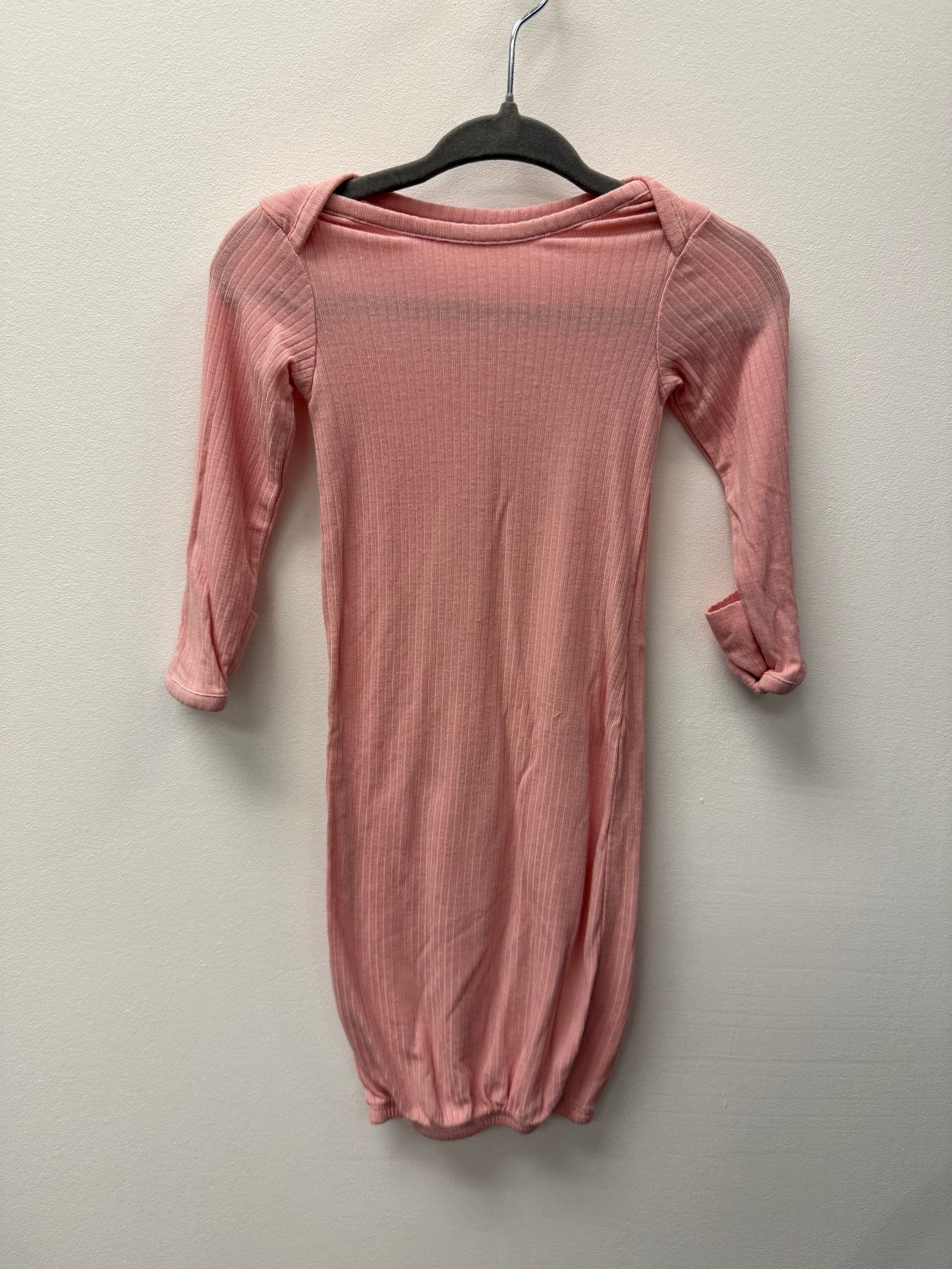 PURELY SOFT SLEEP GOWN SIZE NEWBORN