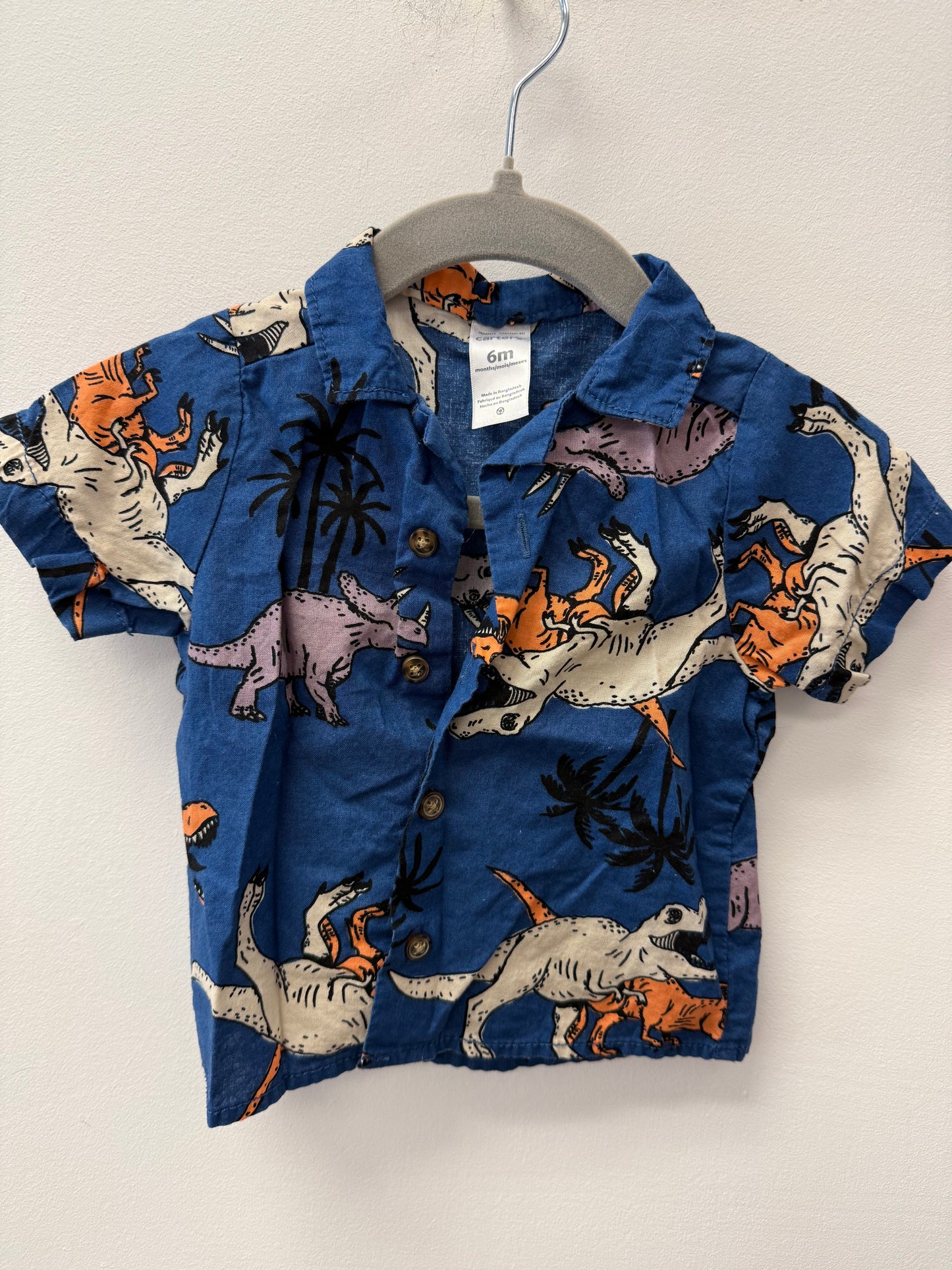 CARTERS DINO BUTTON UP SIZE 6M