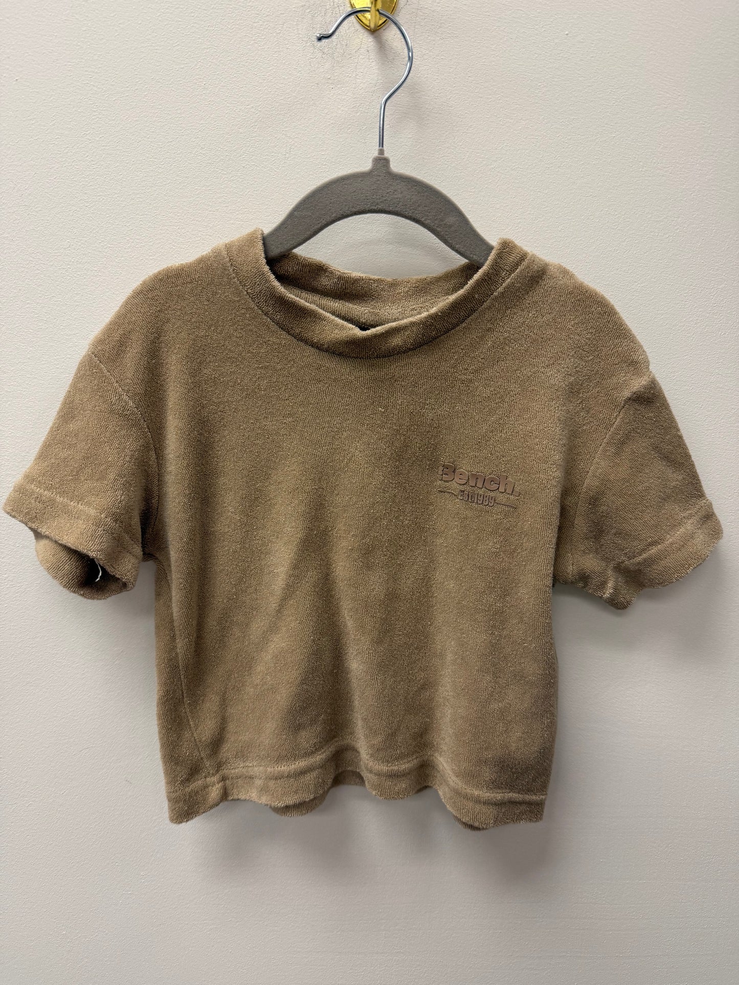 BENCH SHIRT SIZE 3T