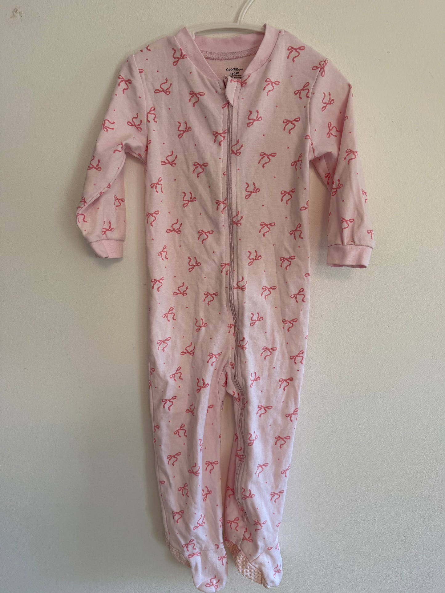 GEORGE BOW SLEEPER SIZE 18-24M