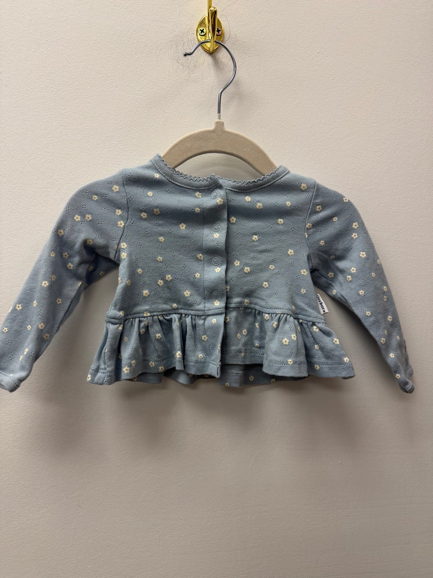 GERBER DAISY SWEATER SIZE NEWBORN