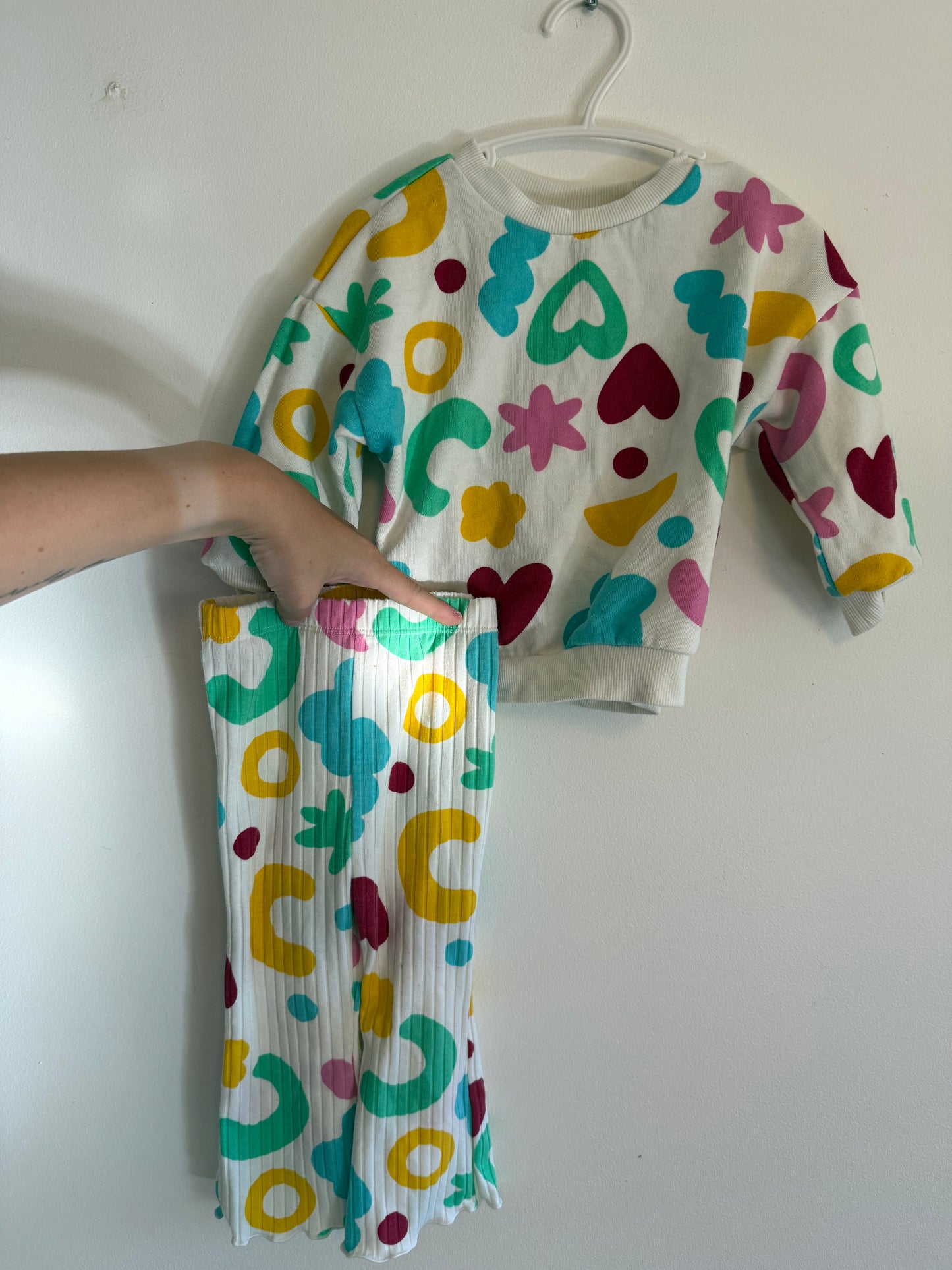 JOE FRESH CRAYOLA OUTFIT SIZE 12-18M