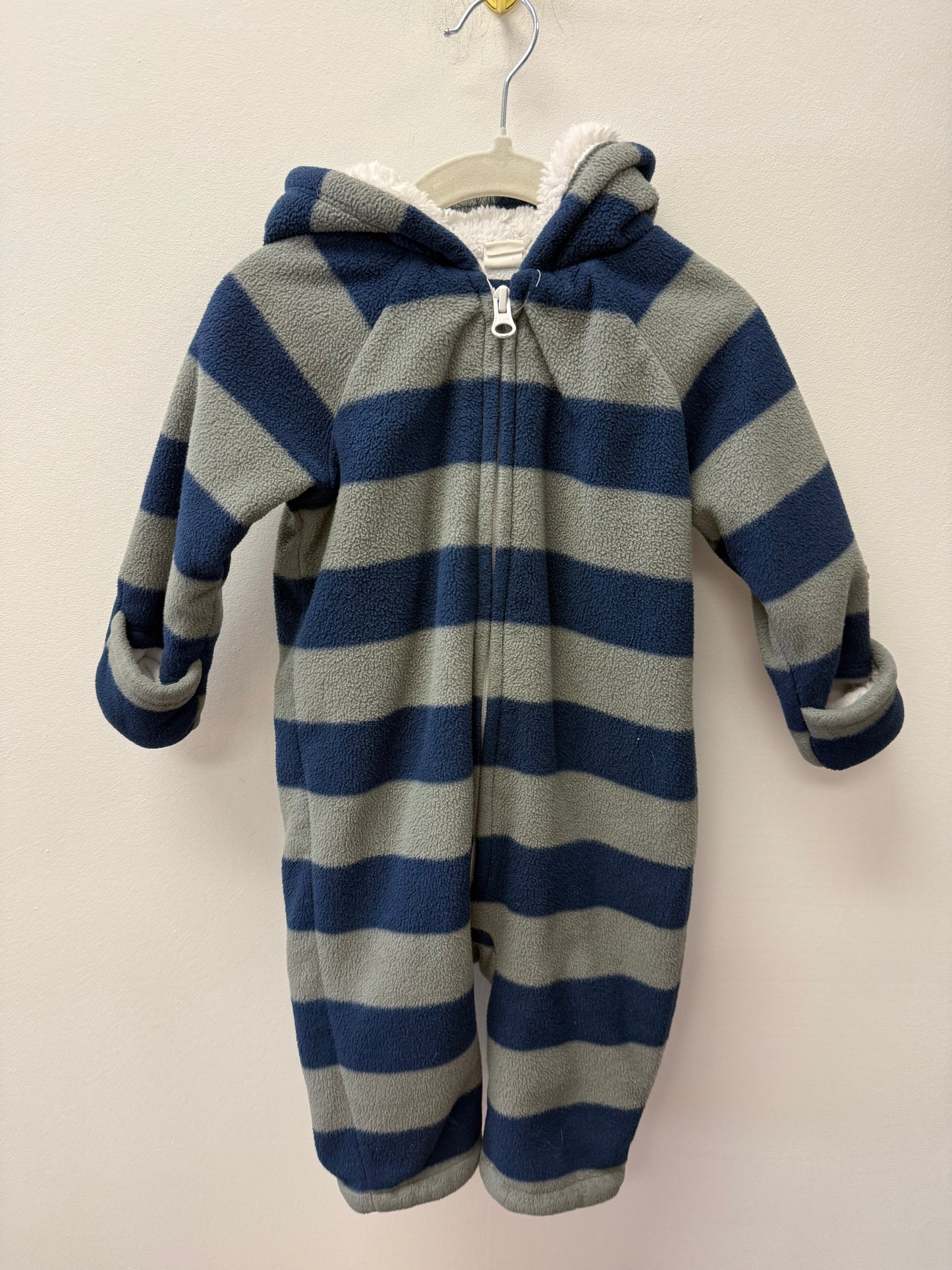OLD NAVY LINED STRIPPED BUNTING SUIT SIZE 12-18M