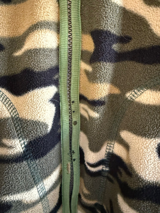 JOHN DEER FLEECE SWEATER SIZE 7 (PLAY)