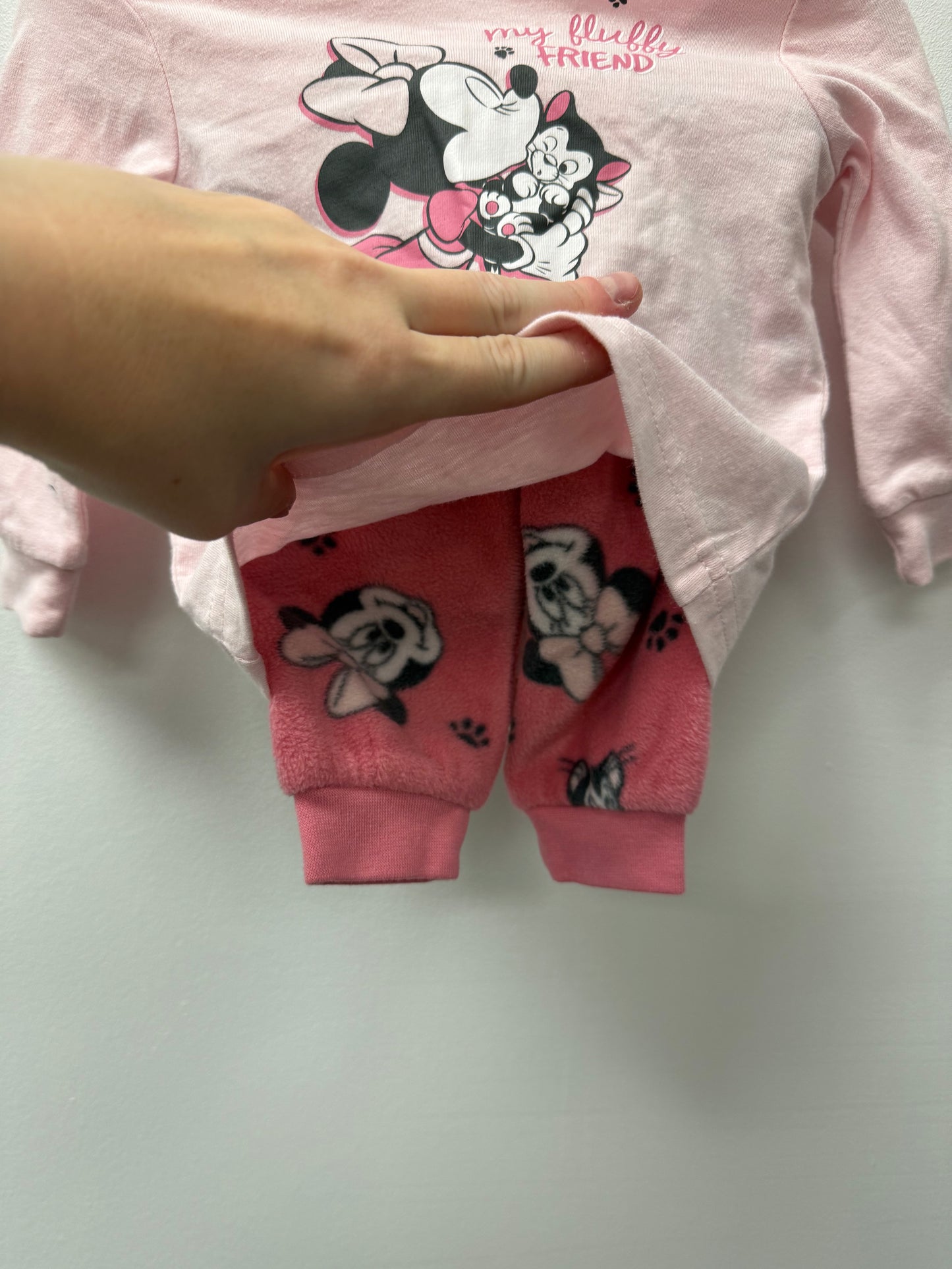 MICKEY MOUSE OUTFIT SIZE 3-6M