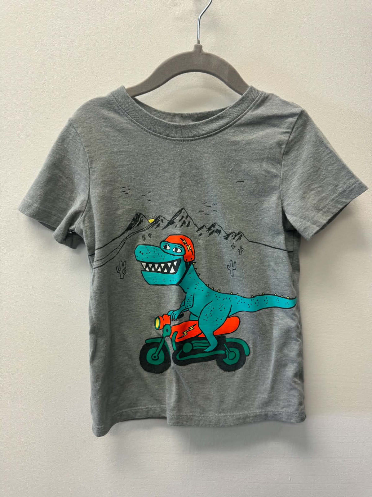 CAT & JACK DINO SHIRT SIZE 3T