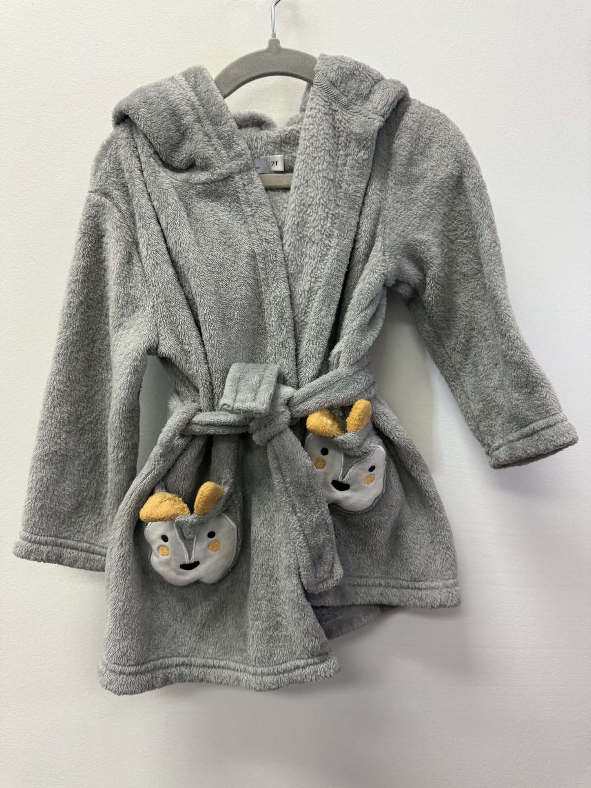 GEORGE GREY ROBE SIZE 2T
