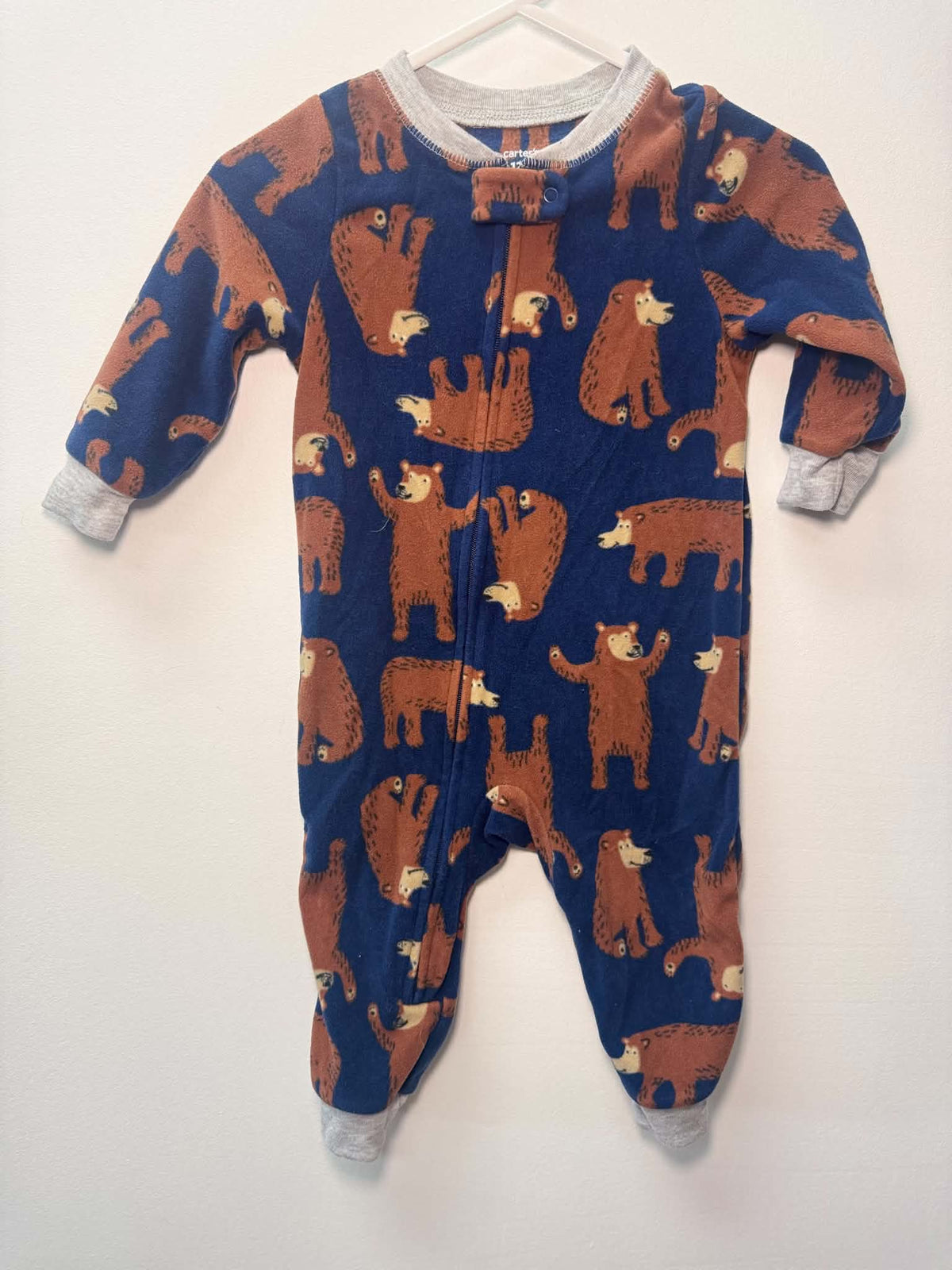CARTERS FLEECE BEAR SLEEPER SIZE 12M