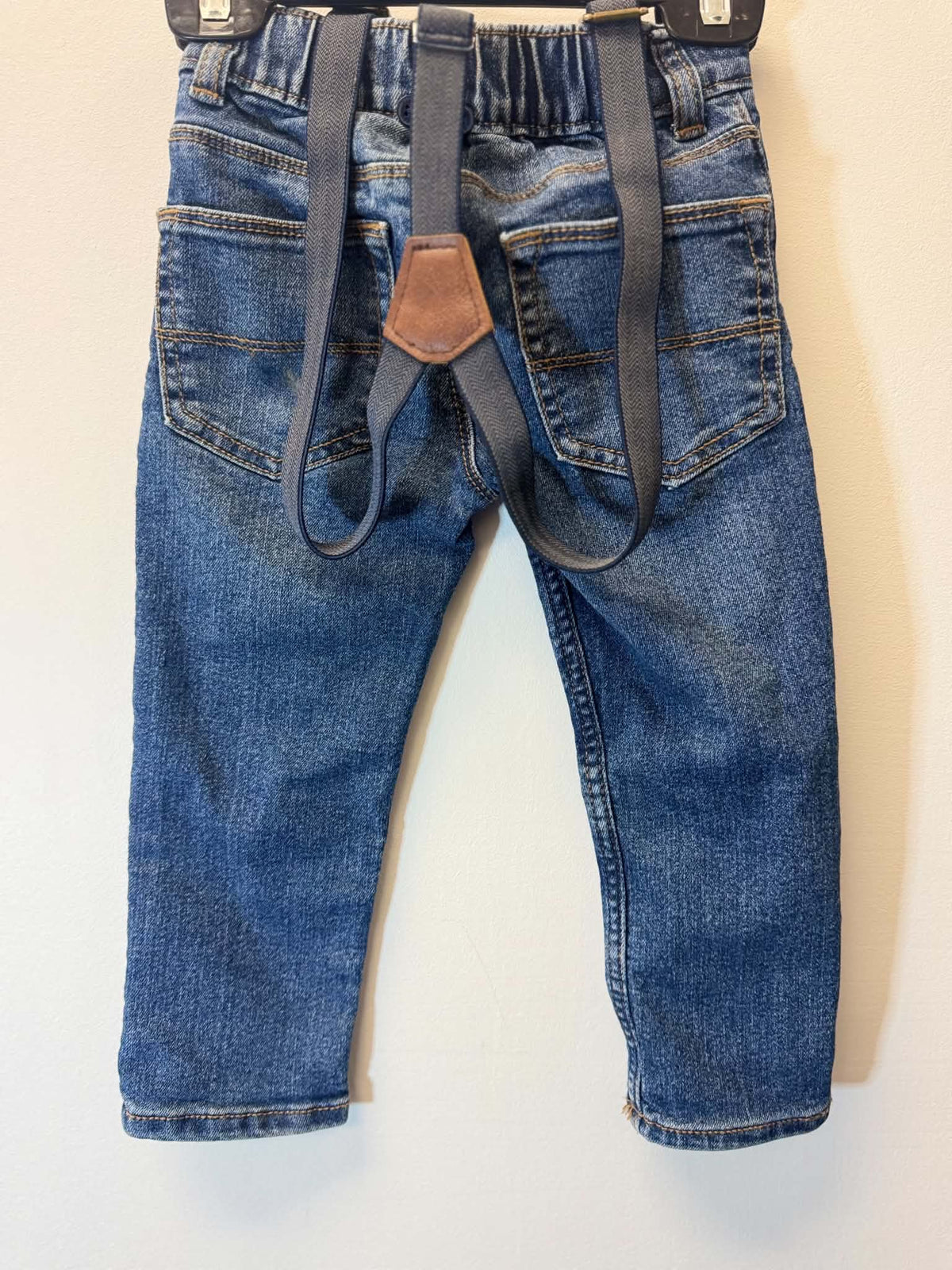 OSHKOSH SUSPENDER JEANS SIZE 2T